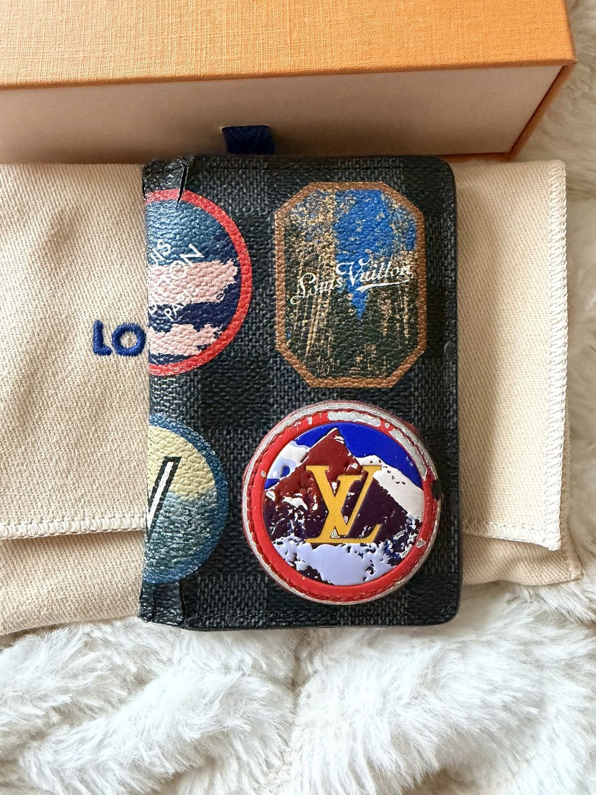 Louis Vuitton Rare Louis Vuitton Pocket Organizer Size ONE SIZE - 1 Thumbnail
