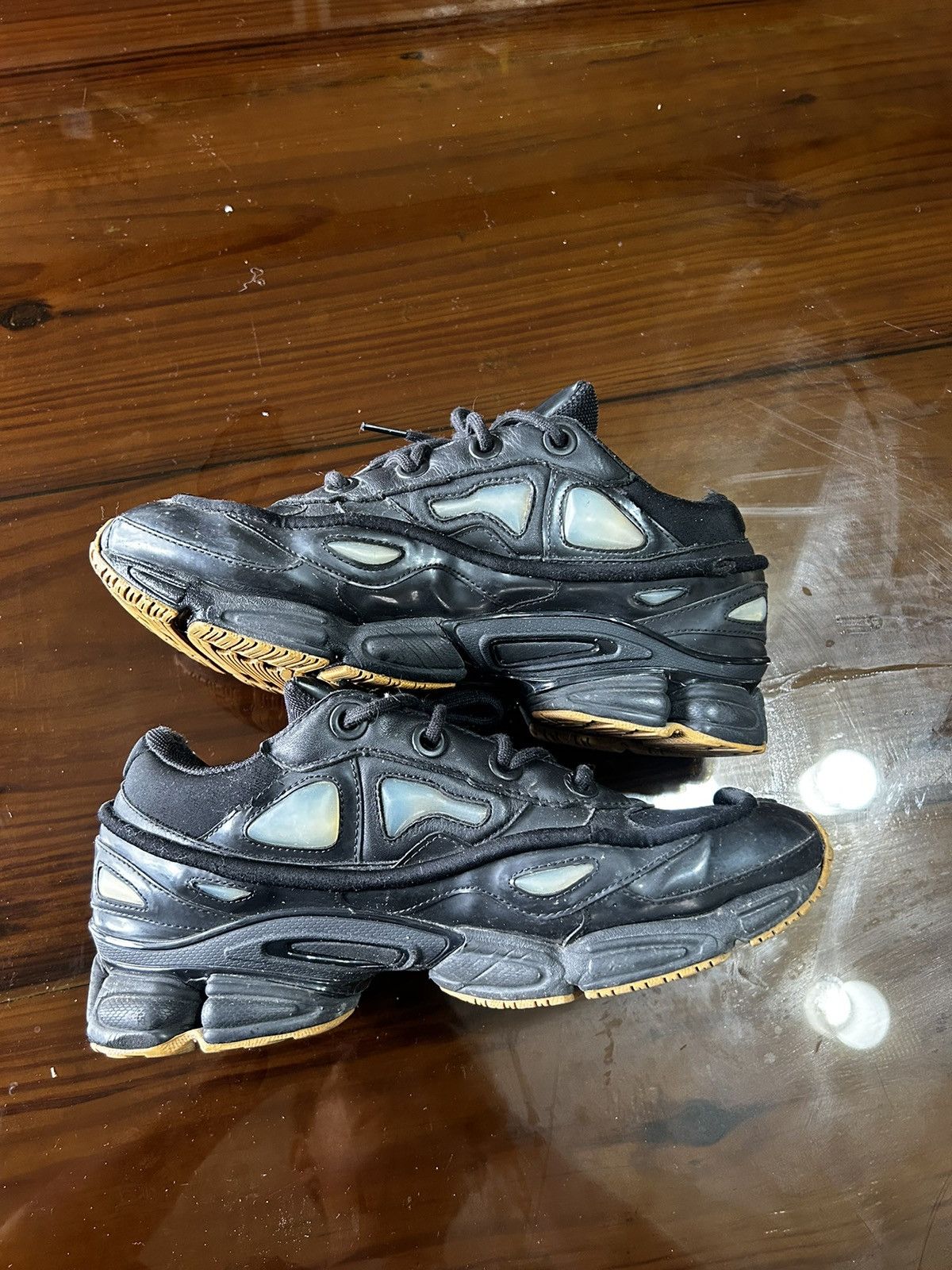 Adidas × Raf Simons Raf Simons Adidas Ozweego Bunny Core Black Size US 8.5 / EU 41-42 - 3 Thumbnail