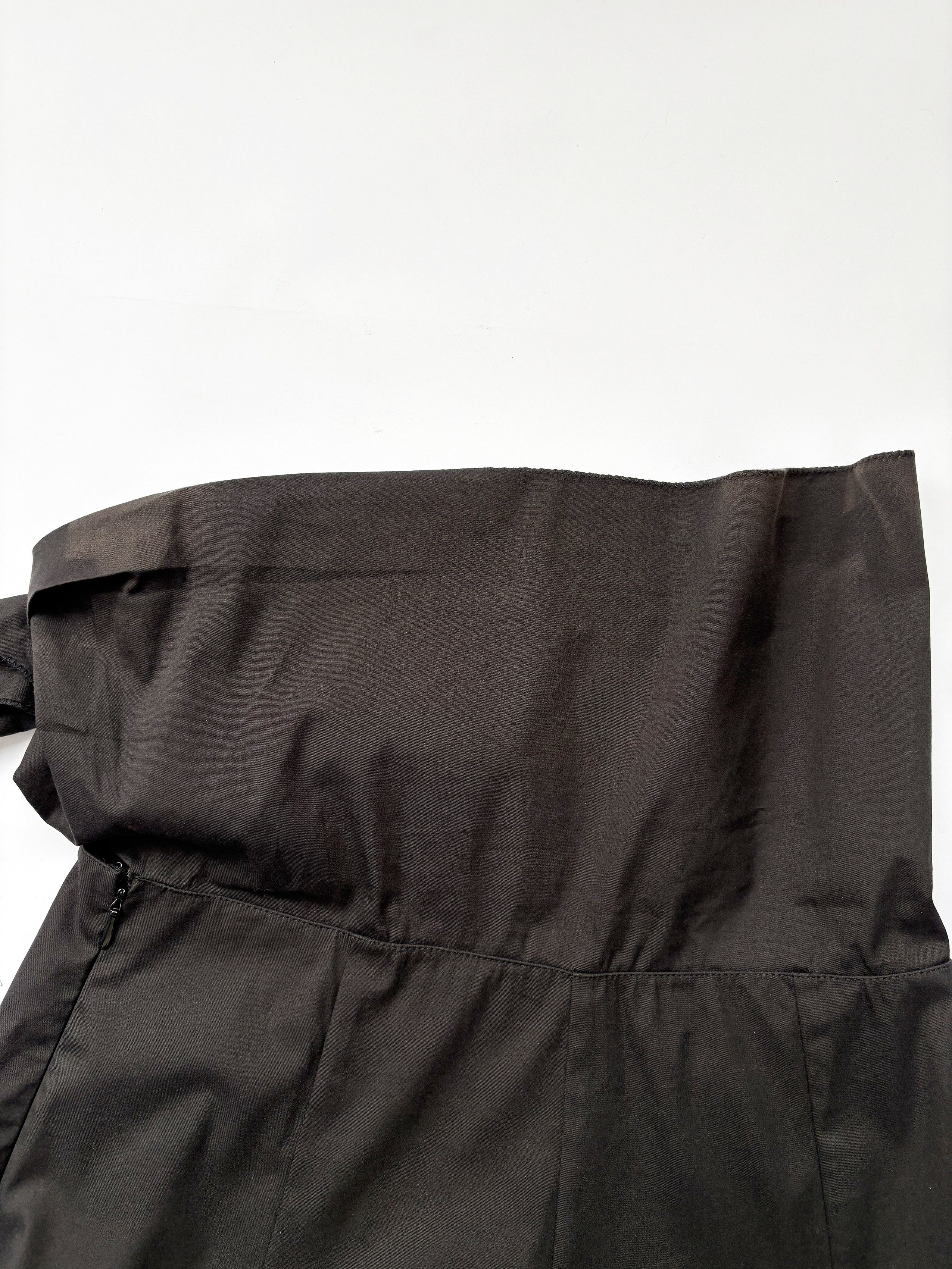 ⚡️QUICK SALE⚡️Prada Black Skirt with Round Buckle
