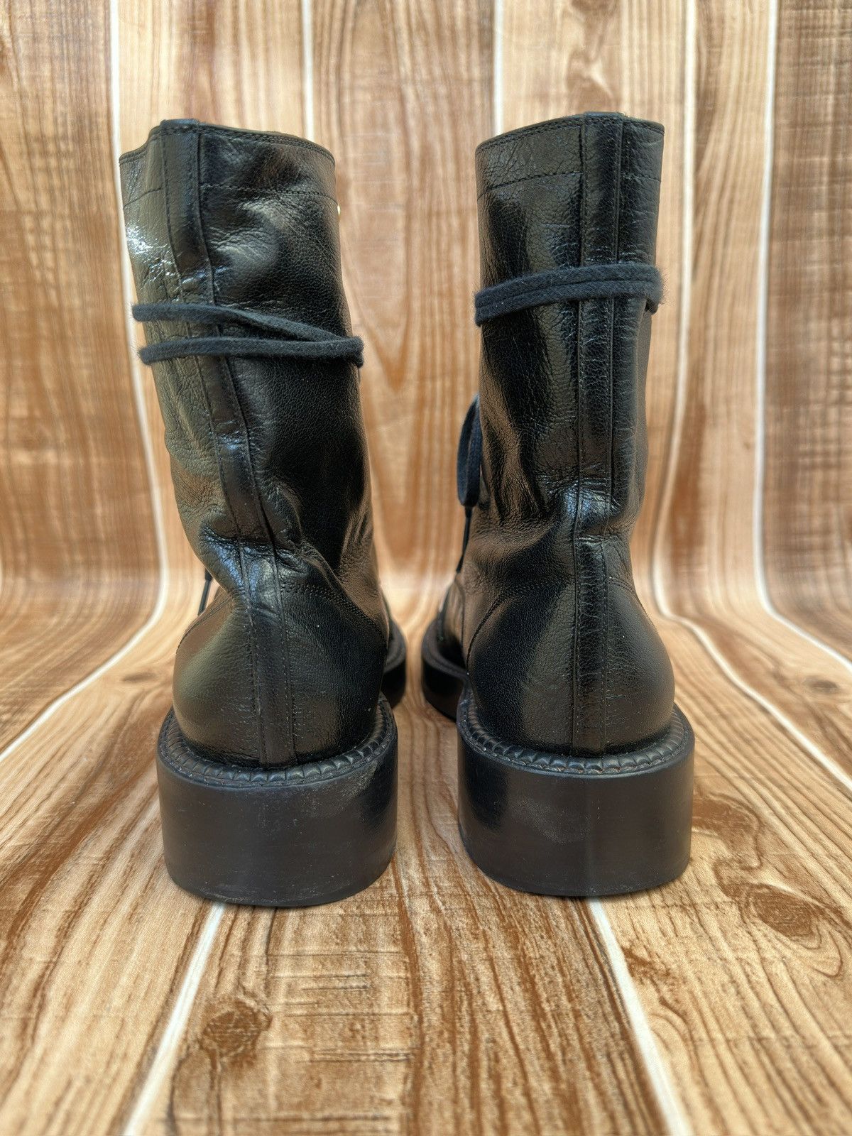 Chanel Chanel interlocking CC Logo Utah Eagle Black Biker Boots Size US 7 / IT 37 - 12 Thumbnail