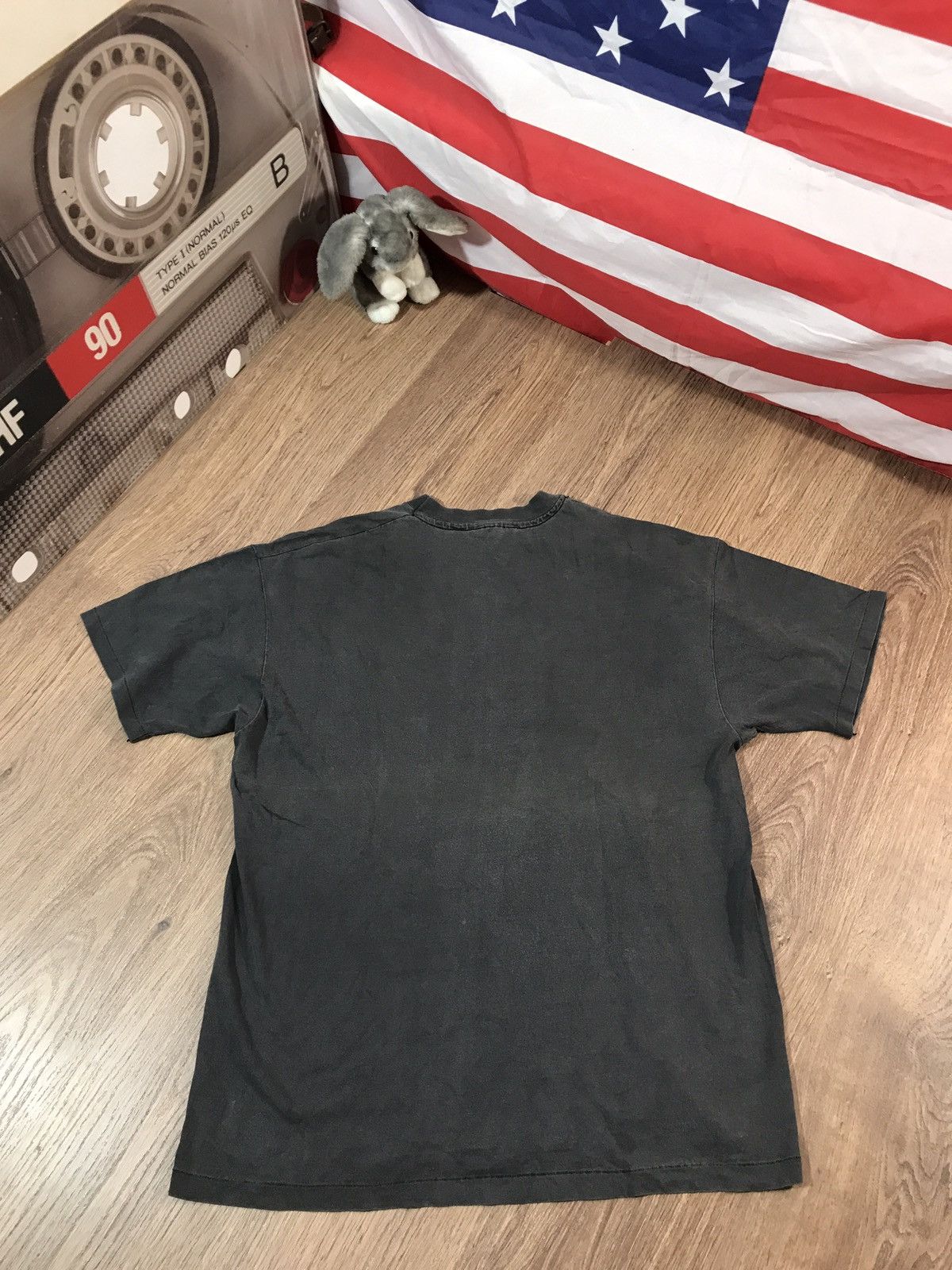 Vintage Vintage 1994 Time is Running Out Millennium Graphic T-shirt Size US XL / EU 56 / 4 - 6 Thumbnail