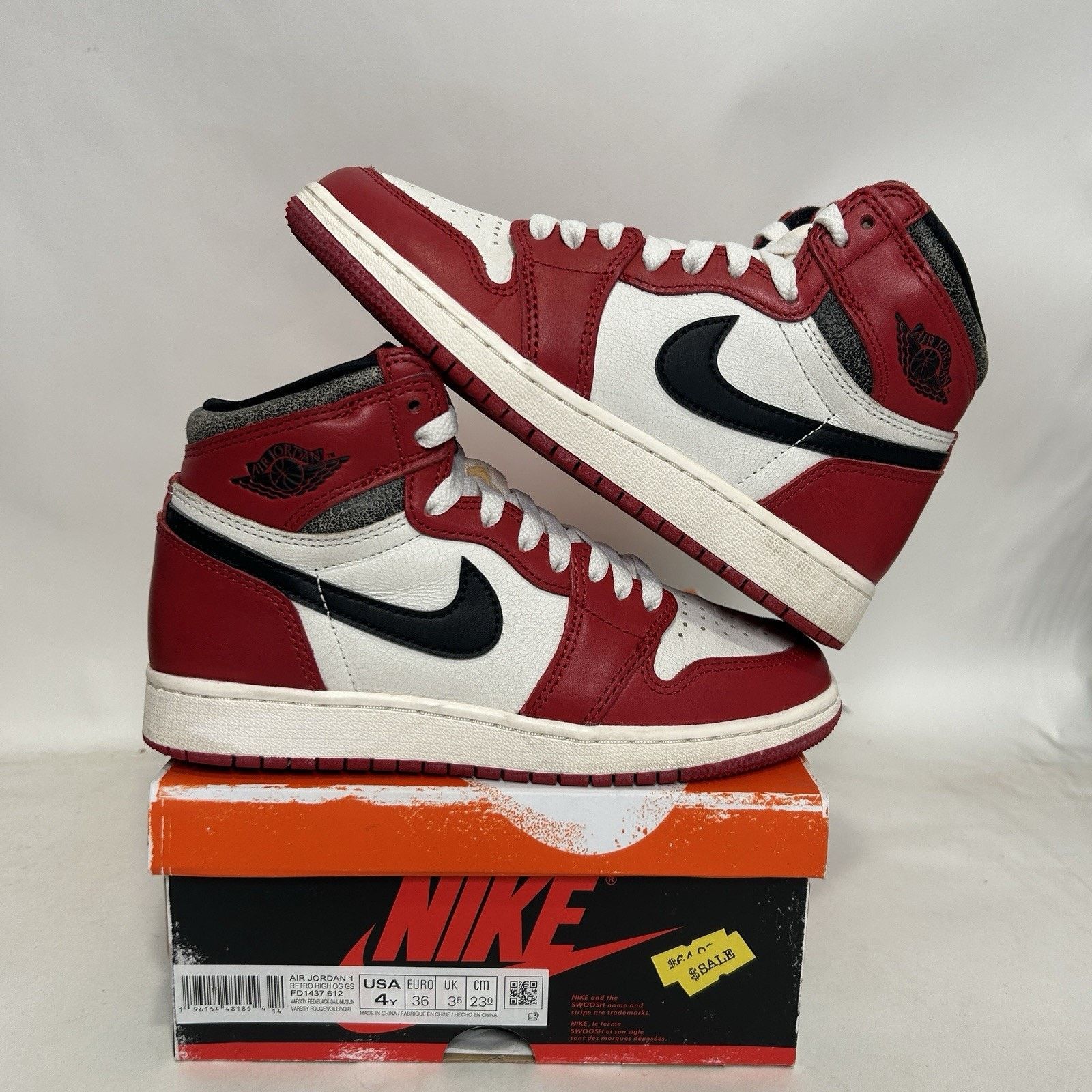 Jordan Brand Nike Air Jordan 1 Retro High GS “Chicago/Lost and Found” Size US 5.5 / IT 35.5 - 1 Thumbnail