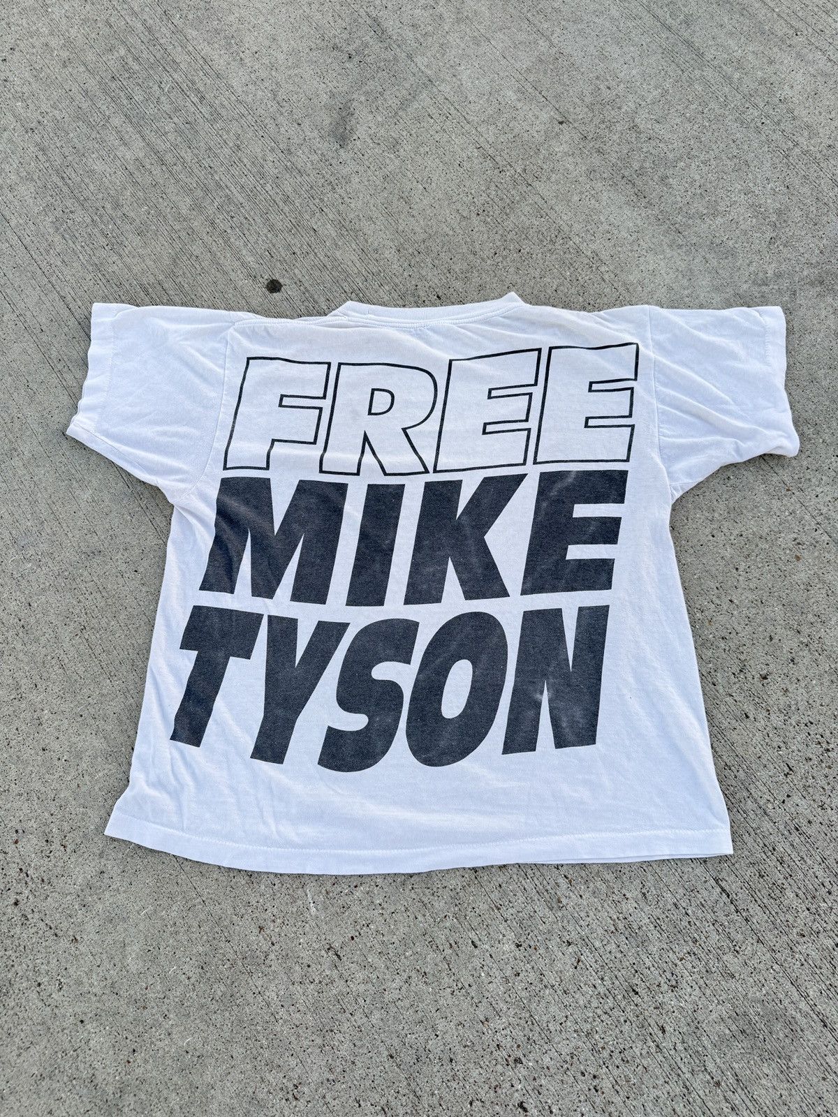 Vintage vintage mike tyson rap tee t shirt Size US XL / EU 56 / 4 - 6 Thumbnail