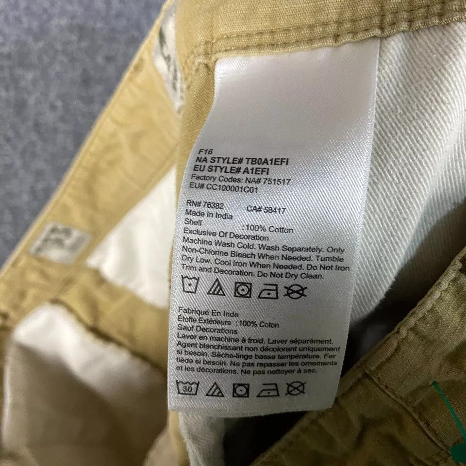 Timberland Timberland Cargo Shorts Men's Size 33 Classic Fit Cotton Size US 33 - 8 Thumbnail