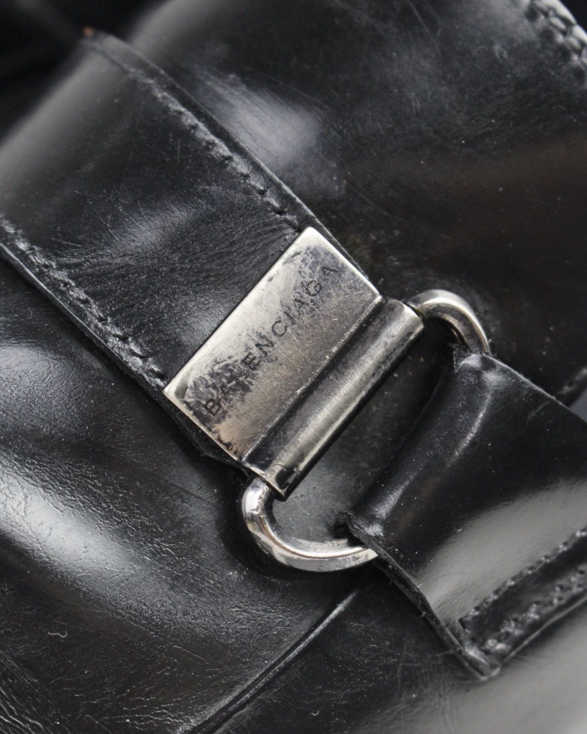 Balenciaga 1990S BALENCIAGA PARIS SIDE METAL BUCKLE LEATHER LOAFERS Size US 8.5 / EU 41-42 - 6 Thumbnail