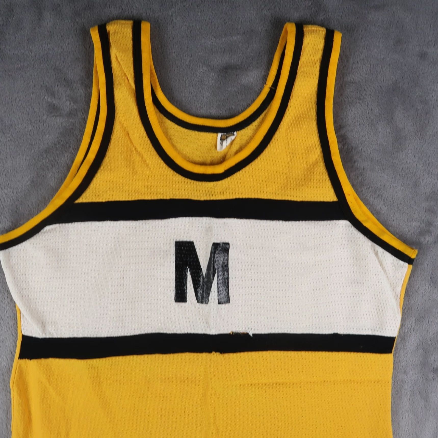 Vintage VINTAGE Russell Basketball Jersey 60s Yellow Large L Mens Tank Shirt Nylon Jersey Sleeveless Pullover Round Neck Activewear Size US L / EU 52-54 / 3 - 3 Thumbnail