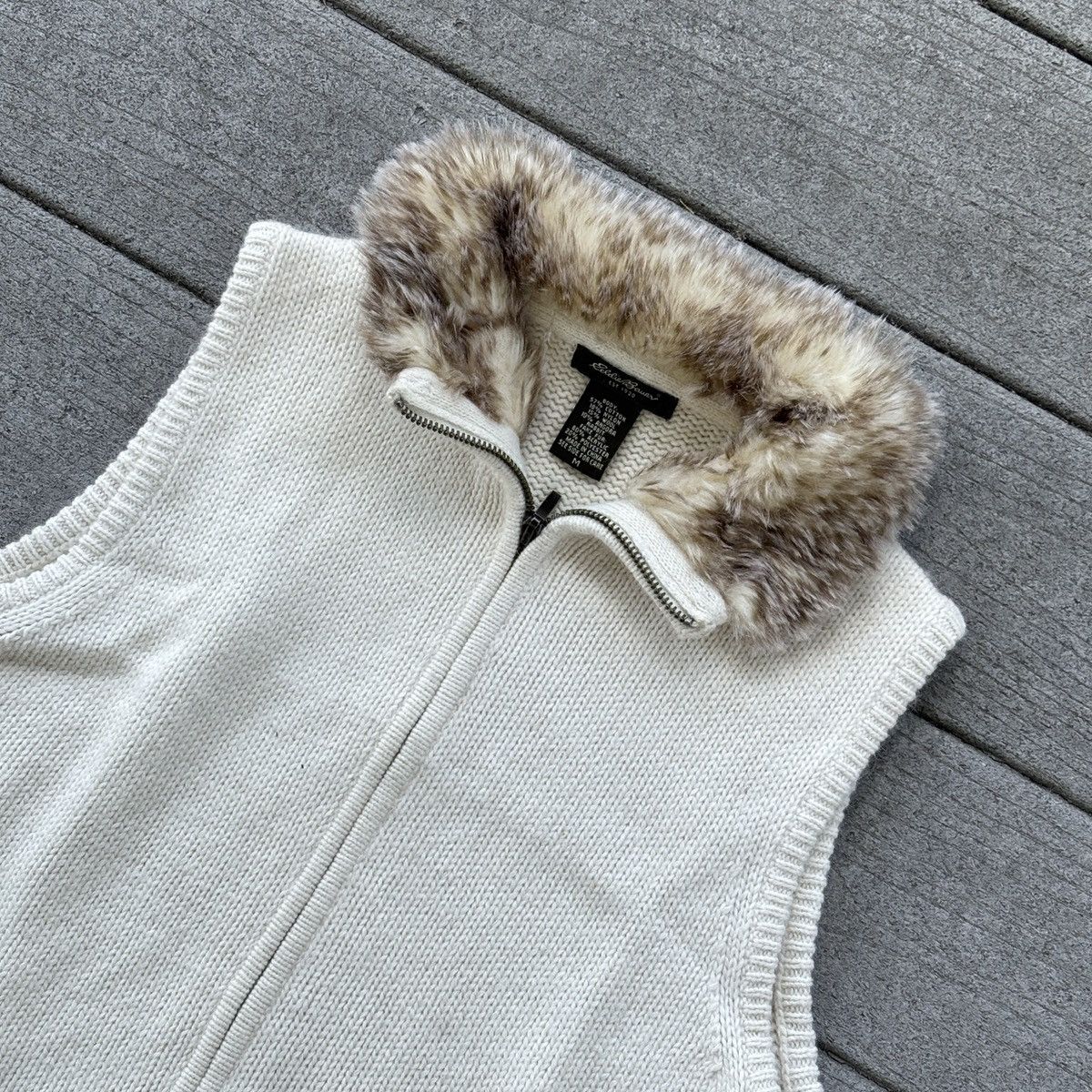 Eddie Bauer Eddie Bauer Knit Zip Vest Faux Fur Collar Womens M Cream Size M / US 6-8 / IT 42-44 - 3 Thumbnail