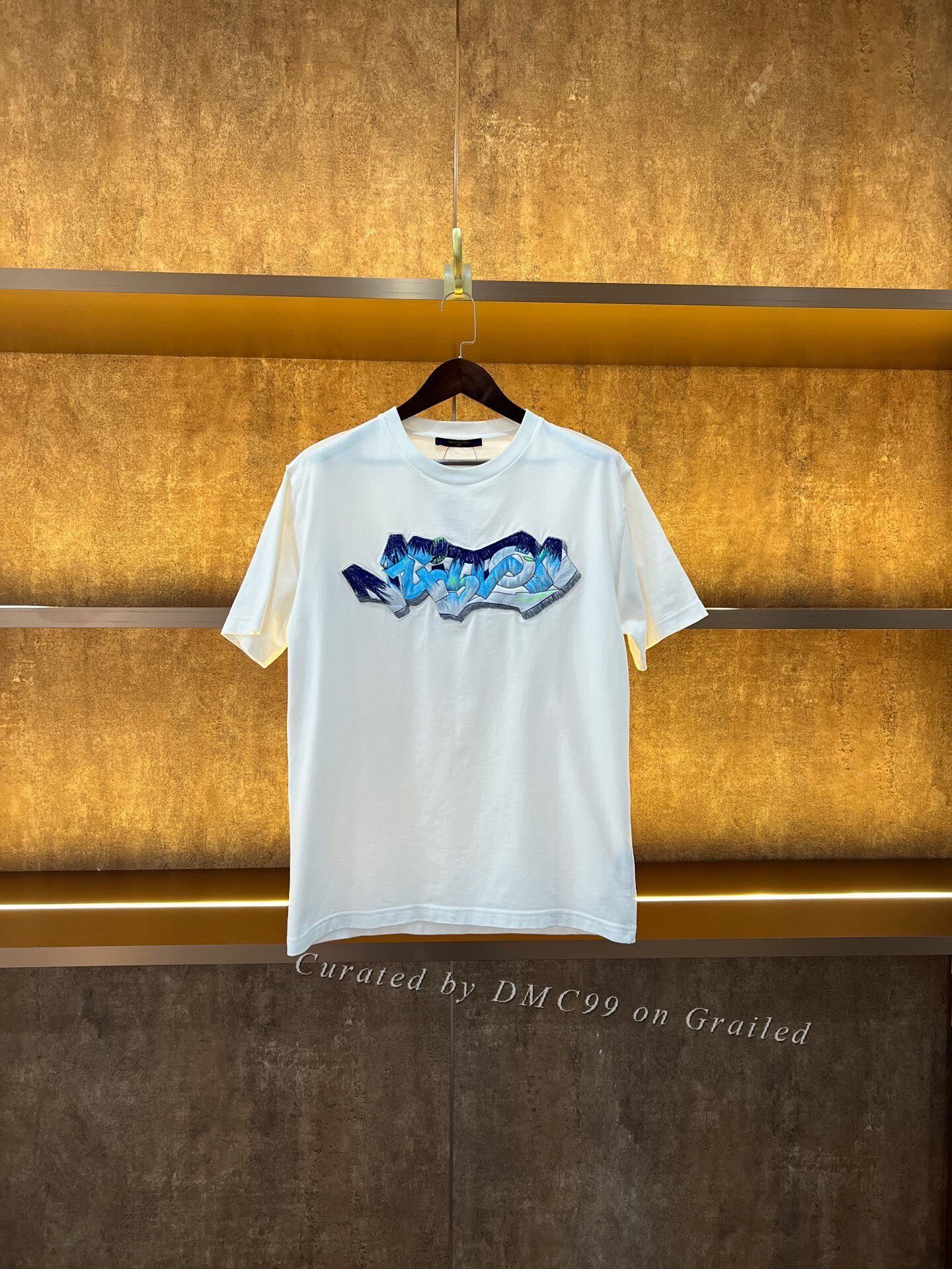 Louis Vuitton Louis Vuitton Snow Mountain Logo Tee Size US L / EU 52-54 / 3 - 1 Thumbnail