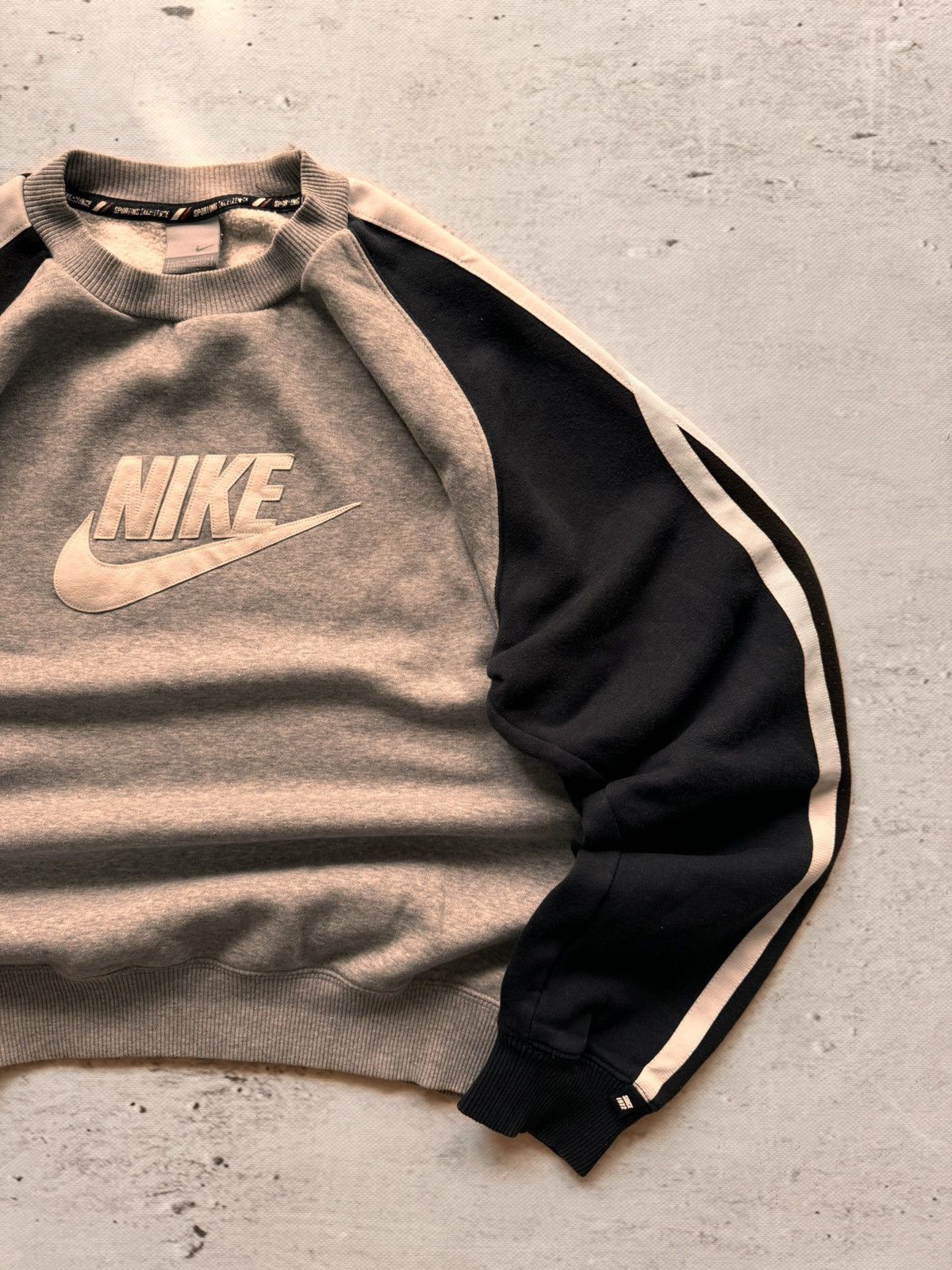 Nike × Vintage NIKE VINTAGE CENTER LOGO OVERSIZE BOXY SWEATSHIRT Size US M / EU 48-50 / 2 - 3 Thumbnail