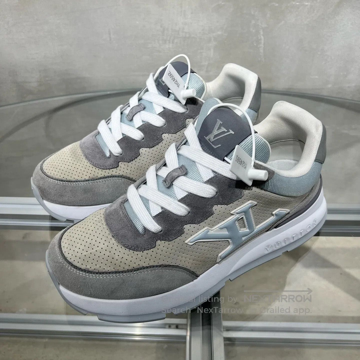 Louis Vuitton Louis Vuitton Classic gray velvet sneakers Size US 8 / EU 41 - 1 Thumbnail
