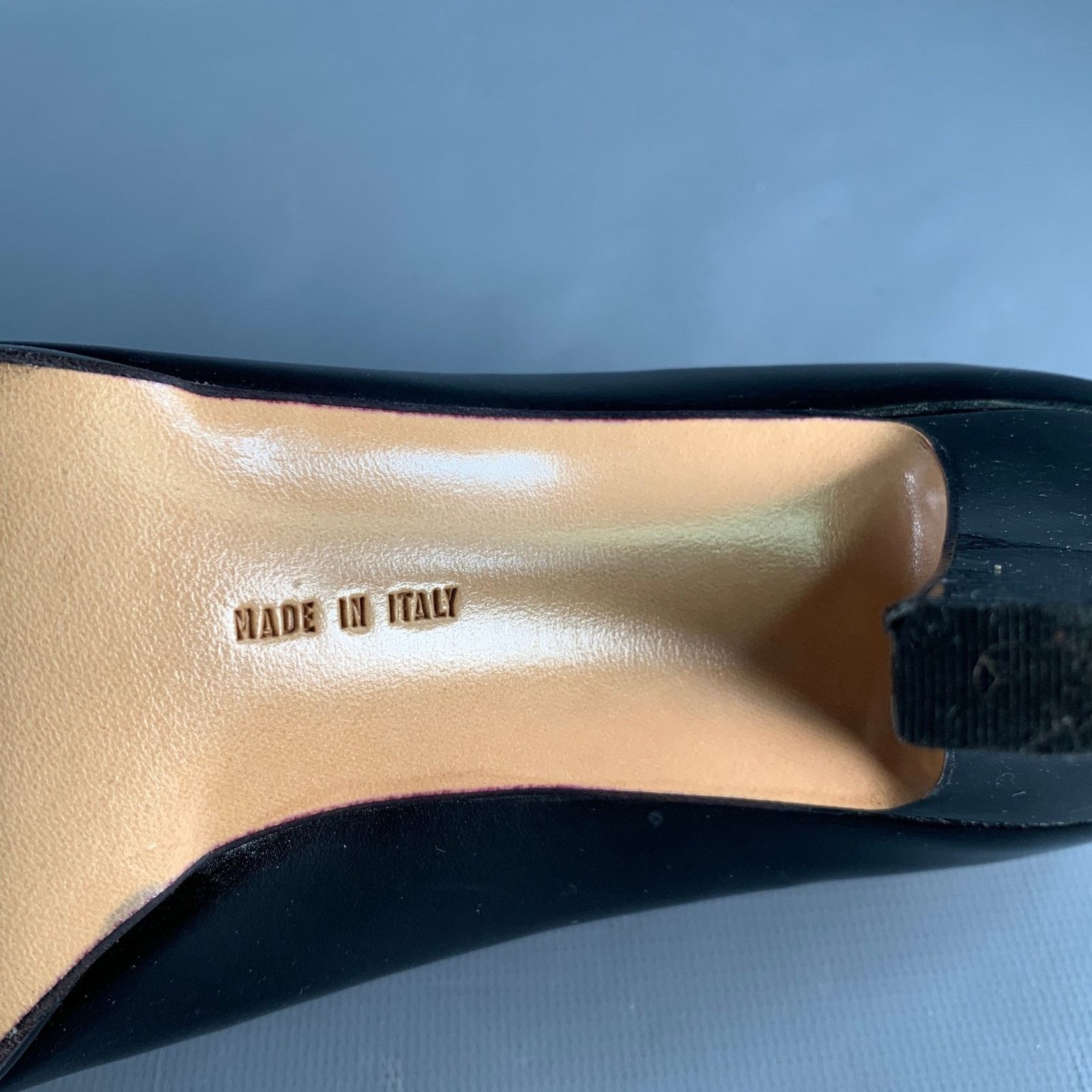 Salvatore Ferragamo SALVATORE FERRAGAMO Size 9 Black Leather Platform Pumps Size US 9 / IT 39 - 7 Thumbnail