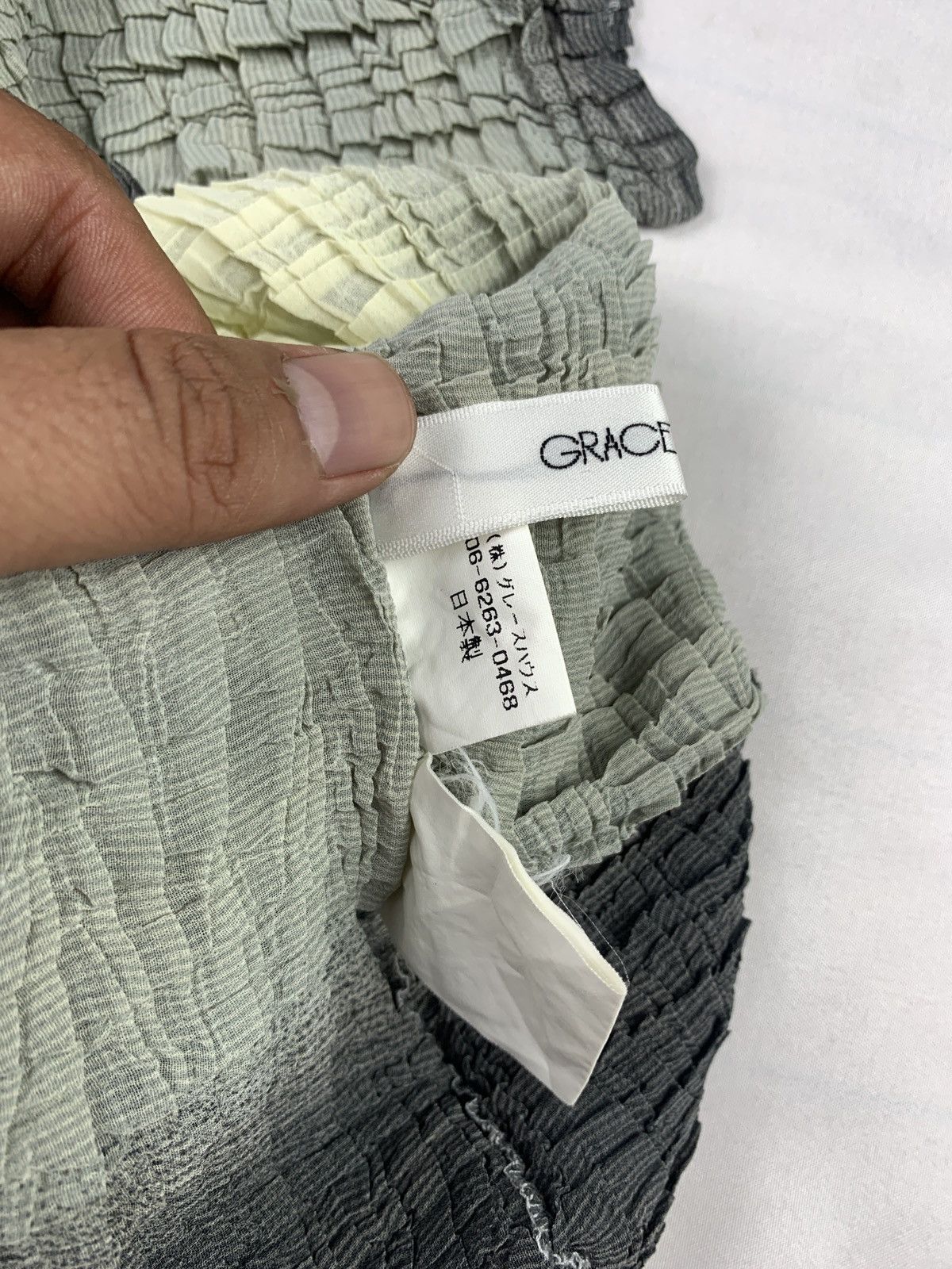 Japanese Brand 2000s GRACEHOUSE Gradient Wrinkle Pleats High Neck Top Size M / US 6-8 / IT 42-44 - 8 Thumbnail