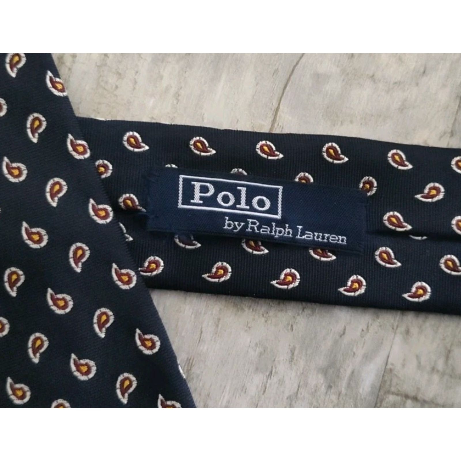 Polo Ralph Lauren VINTAGE Polo Ralph Lauren Tie Men Navy Paisley Silk Italian Handmade 56 In 3.5 W Preppy American Size US M / EU 48-50 / 2 - 2 Thumbnail