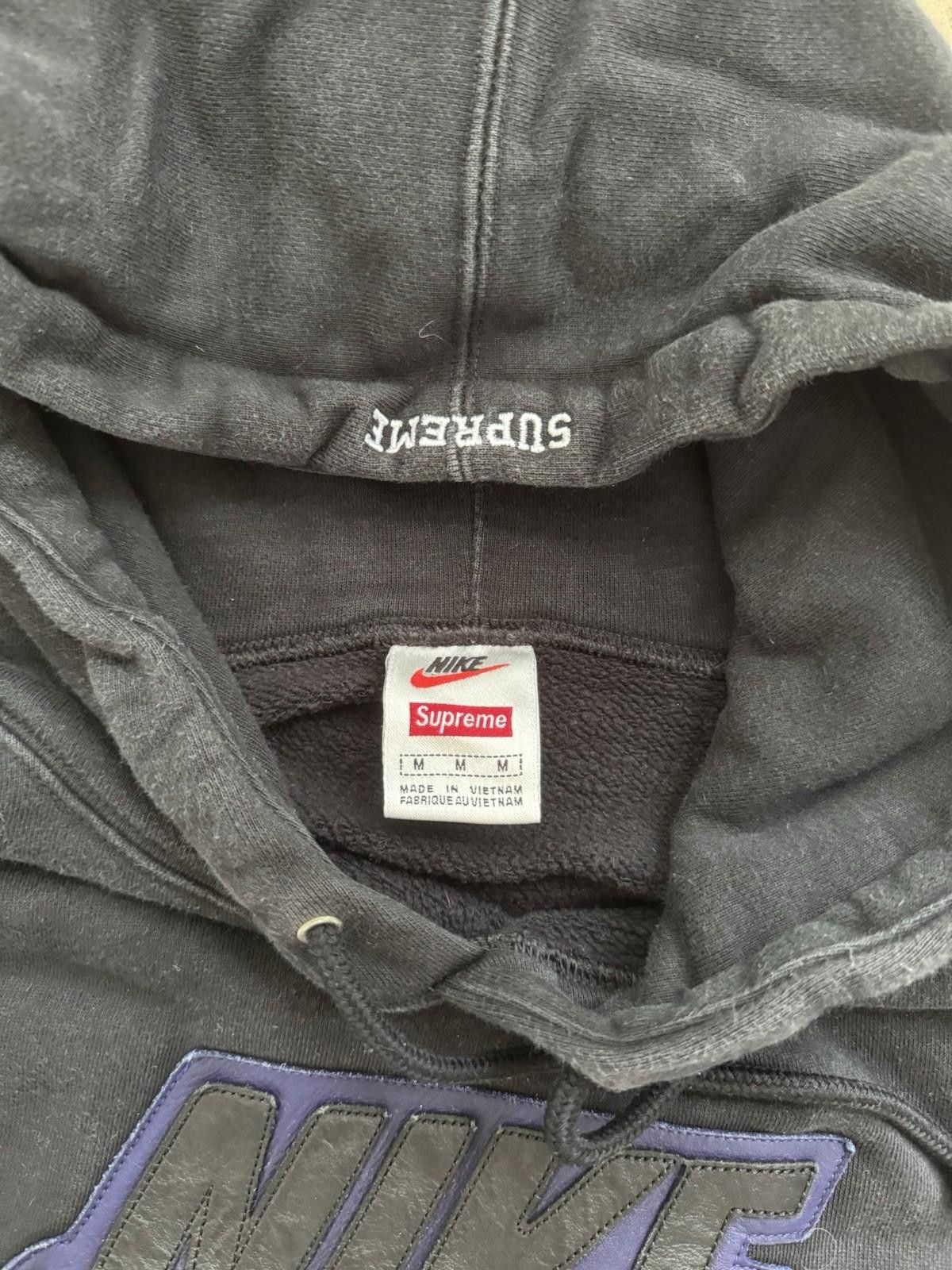 Supreme Supreme Nike Leather Applique Hooded Sweatshirt Medium Size US M / EU 48-50 / 2 - 3 Thumbnail
