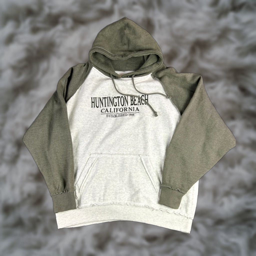 Vintage VINTAGE U.S. Vintage Huntington Beach California Hoodie Raglan Pullover Medium Two Tone Mens Hooded Pockets White 80s 90s Beach Size US M / EU 48-50 / 2 - 1 Thumbnail