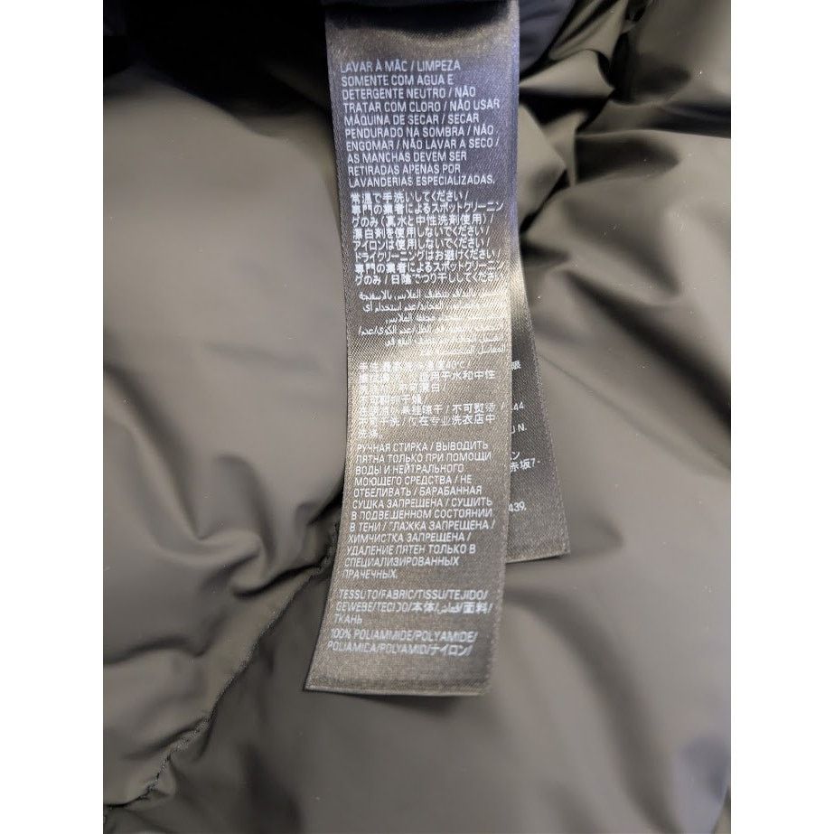 Balenciaga o1rshd1 Mat Nylon Wrap Gilet in Cypress Green Size US M / EU 48-50 / 2 - 18 Thumbnail