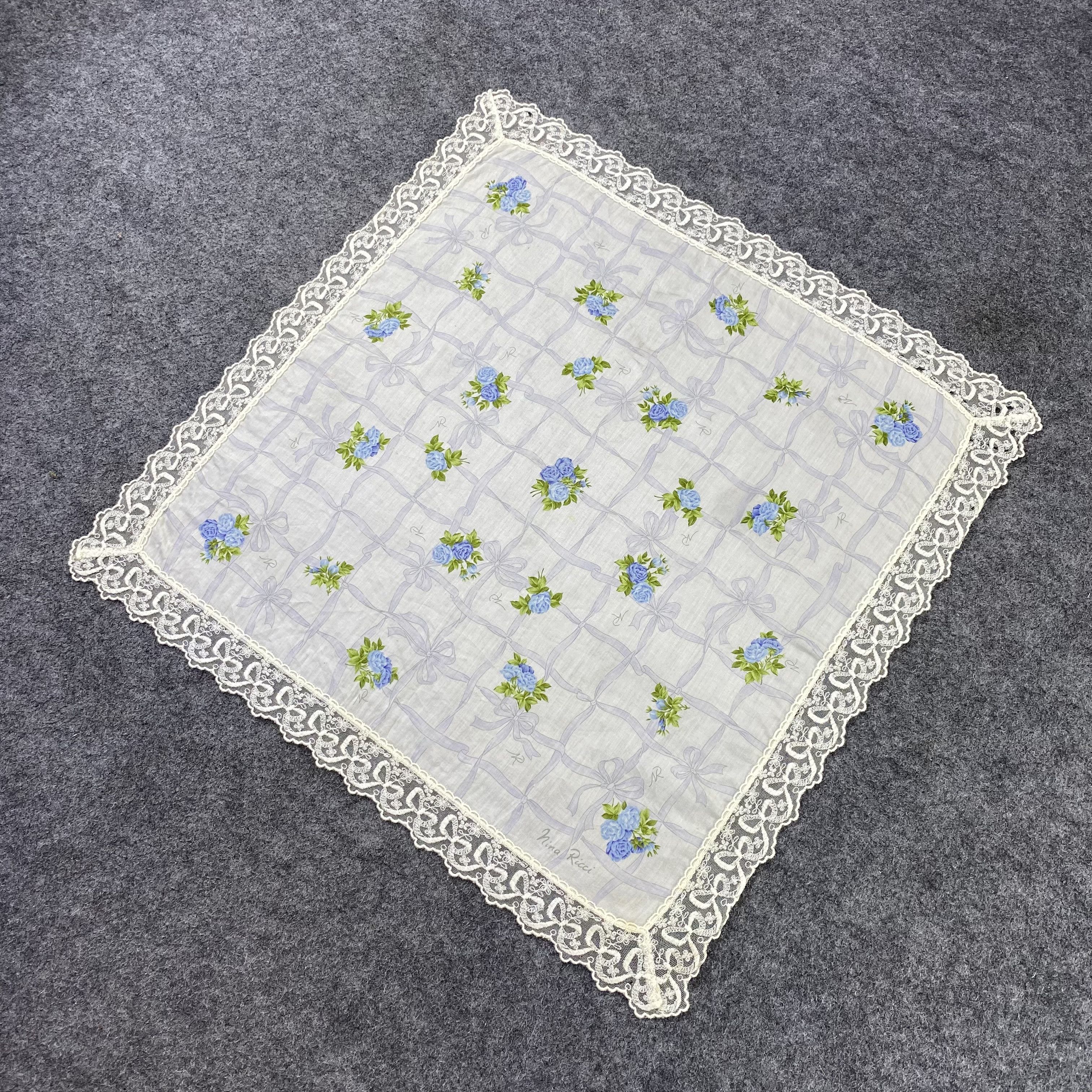 Nina Ricci Nina Ricci Handkerchief / Bandana / Neckerchief-B1104 Size ONE SIZE - 4 Thumbnail
