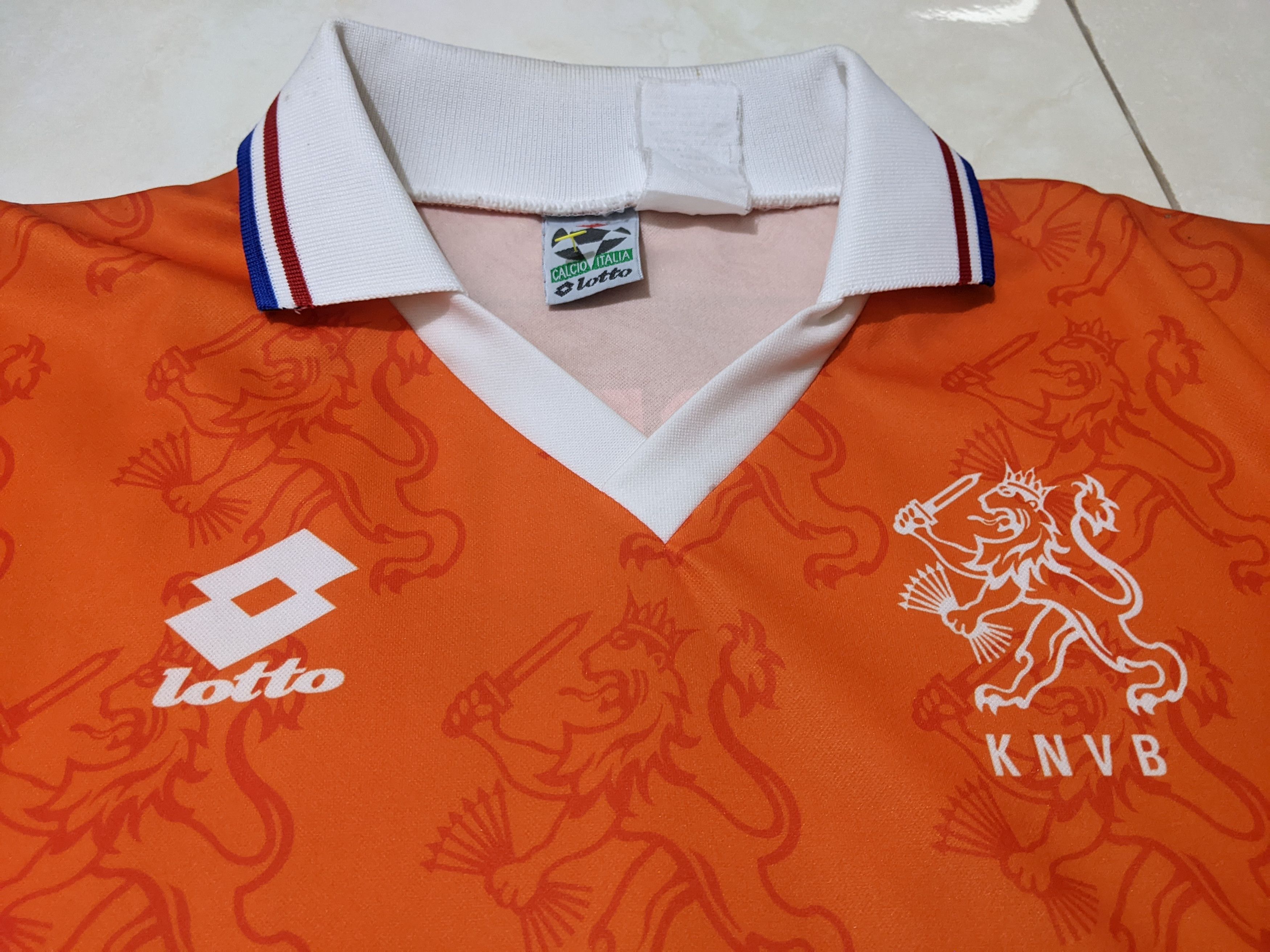 Lotto Sport Jersey world cup 94 Netherlands home Overmars football shirt Size US L / EU 52-54 / 3 - 3 Thumbnail
