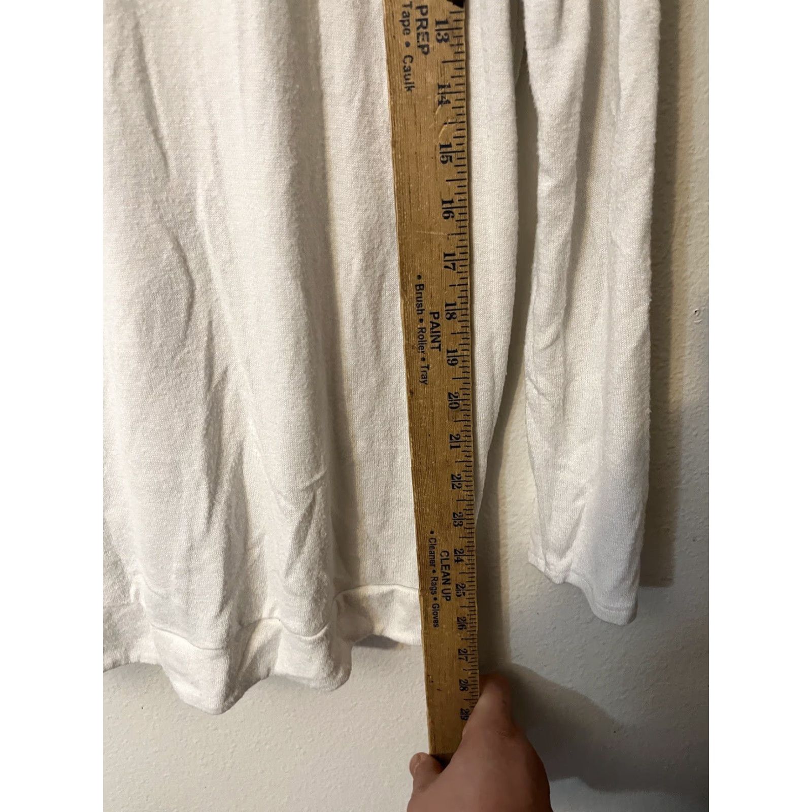 Express Express Women’s Pullover Top Blouse Small White V-neck Twist On Bottom Front Size S / US 4 / IT 40 - 4 Thumbnail
