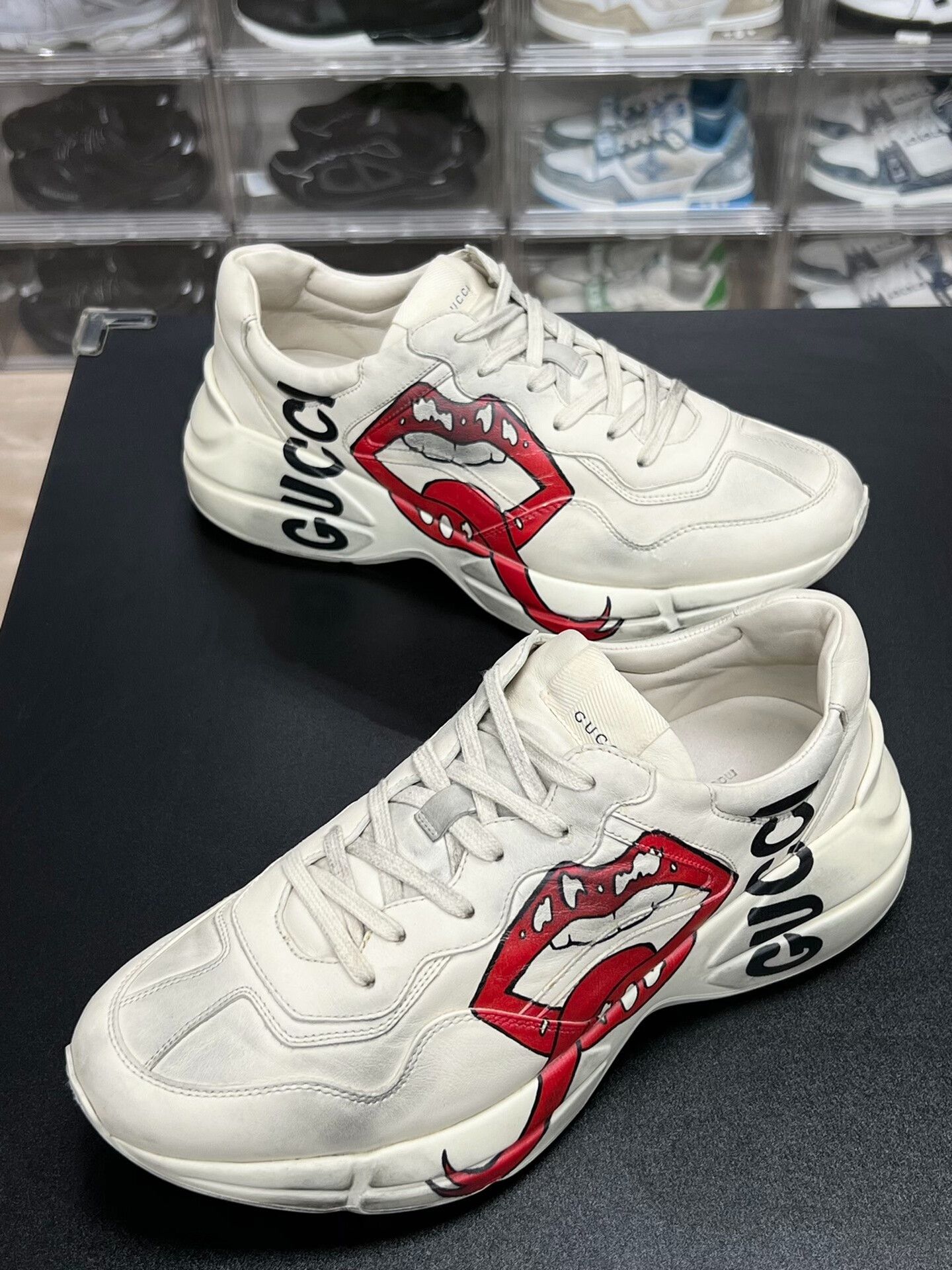 Gucci Gucci Printed Lowtop Sneakers 10 Men Size US 10 / EU 43 - 1 Thumbnail