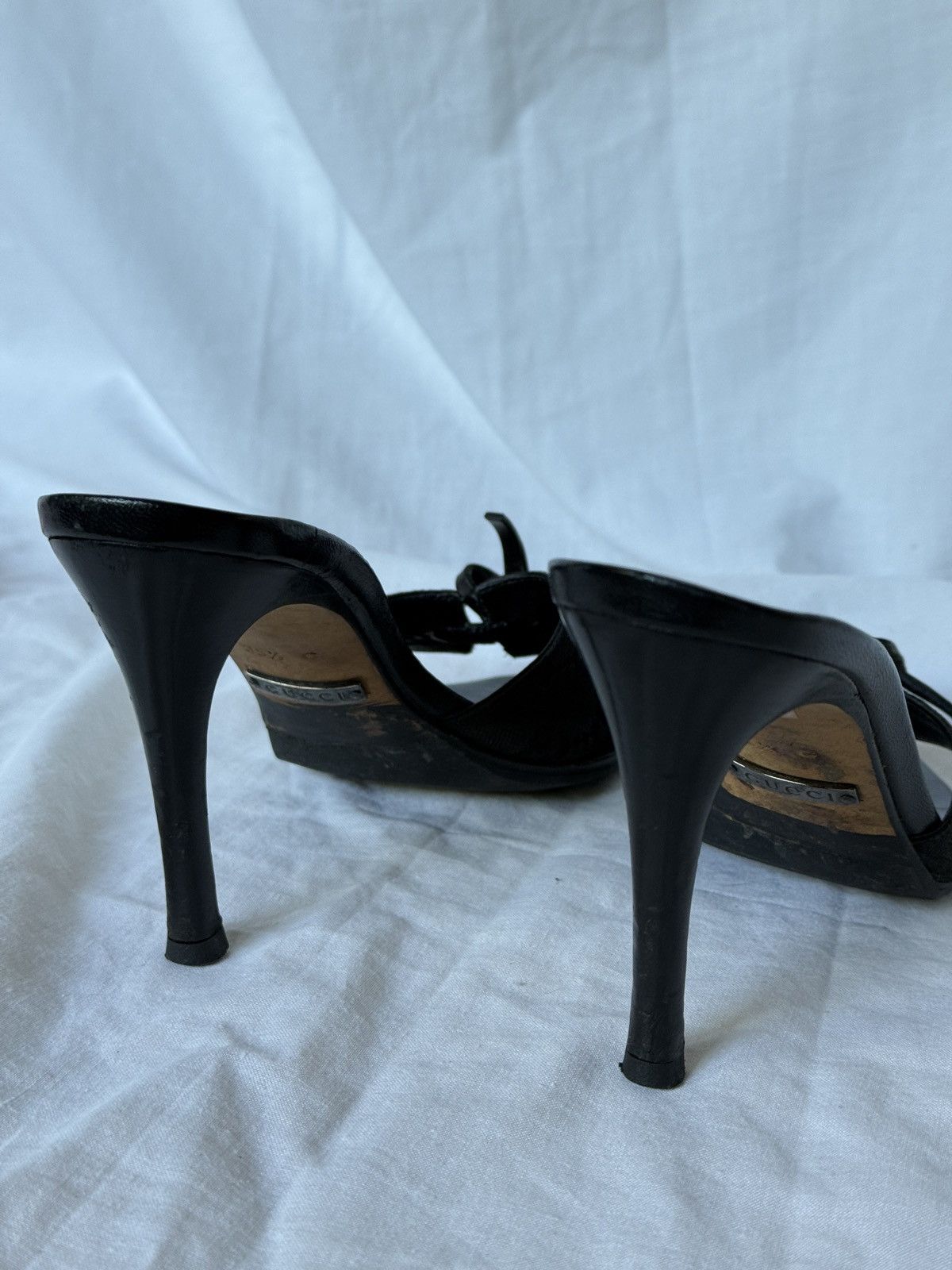 Gucci Gucci Black Canvas Monogram GG Mules Heels Size US 5.5 / IT 35.5 - 6 Thumbnail