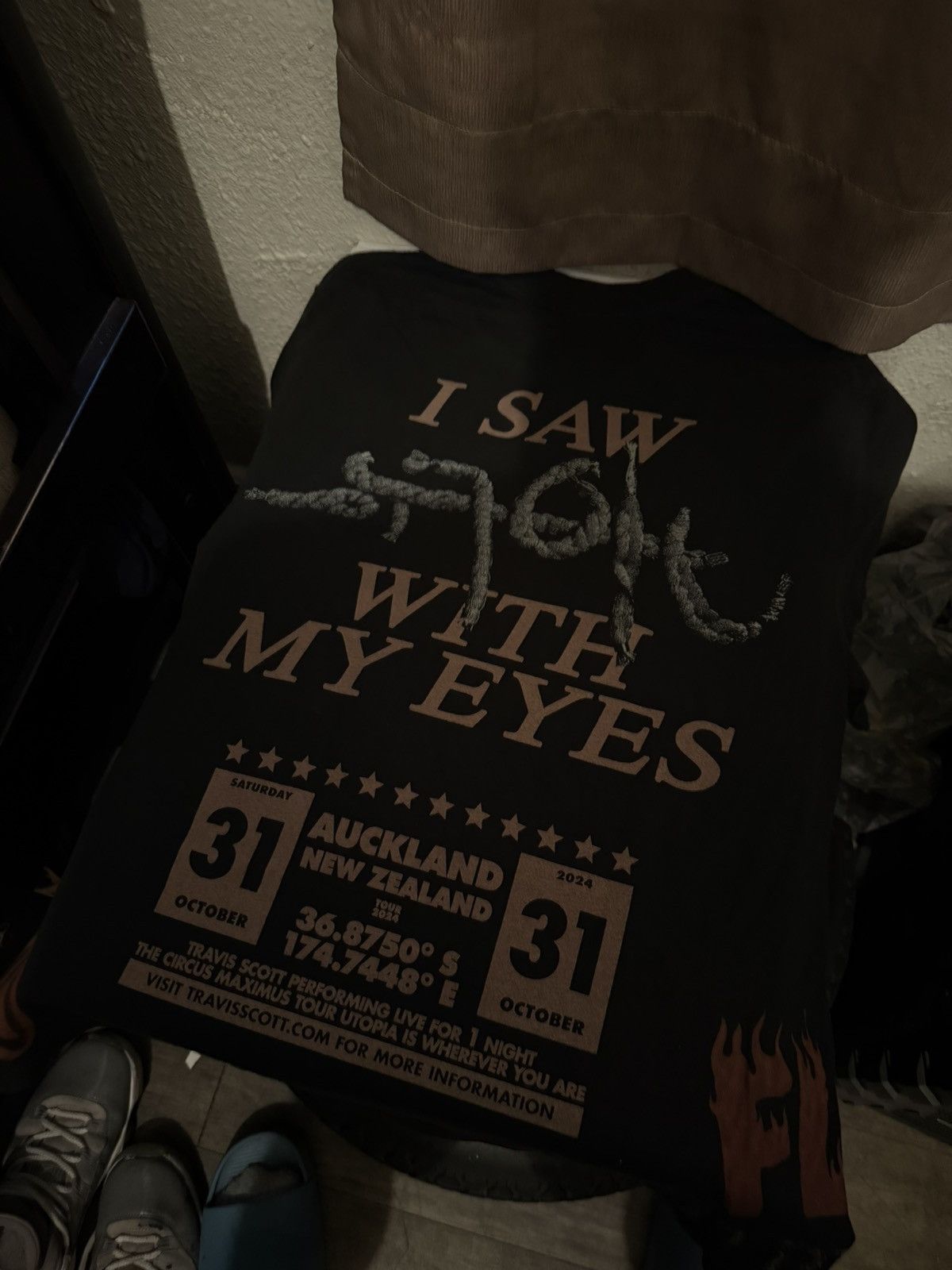 Travis Scott Travis Scott Utopia Spain Exclusive Tee (Black M) Size US M / EU 48-50 / 2 - 2 Thumbnail
