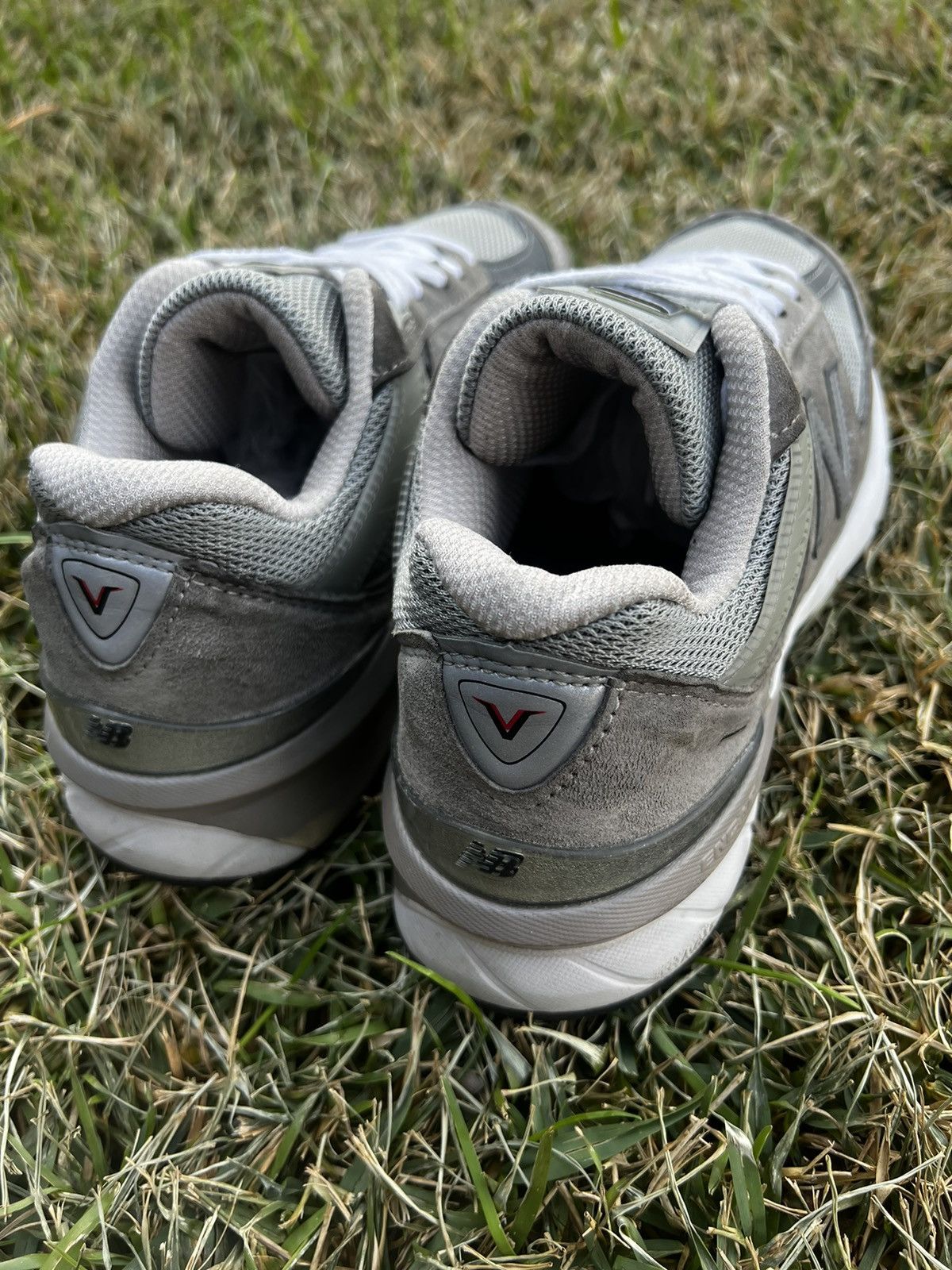 New Balance CLEAN New Balance 990v5 Grey Made in USA size 7 Mens Shoes Size US 7 / EU 40 - 6 Thumbnail