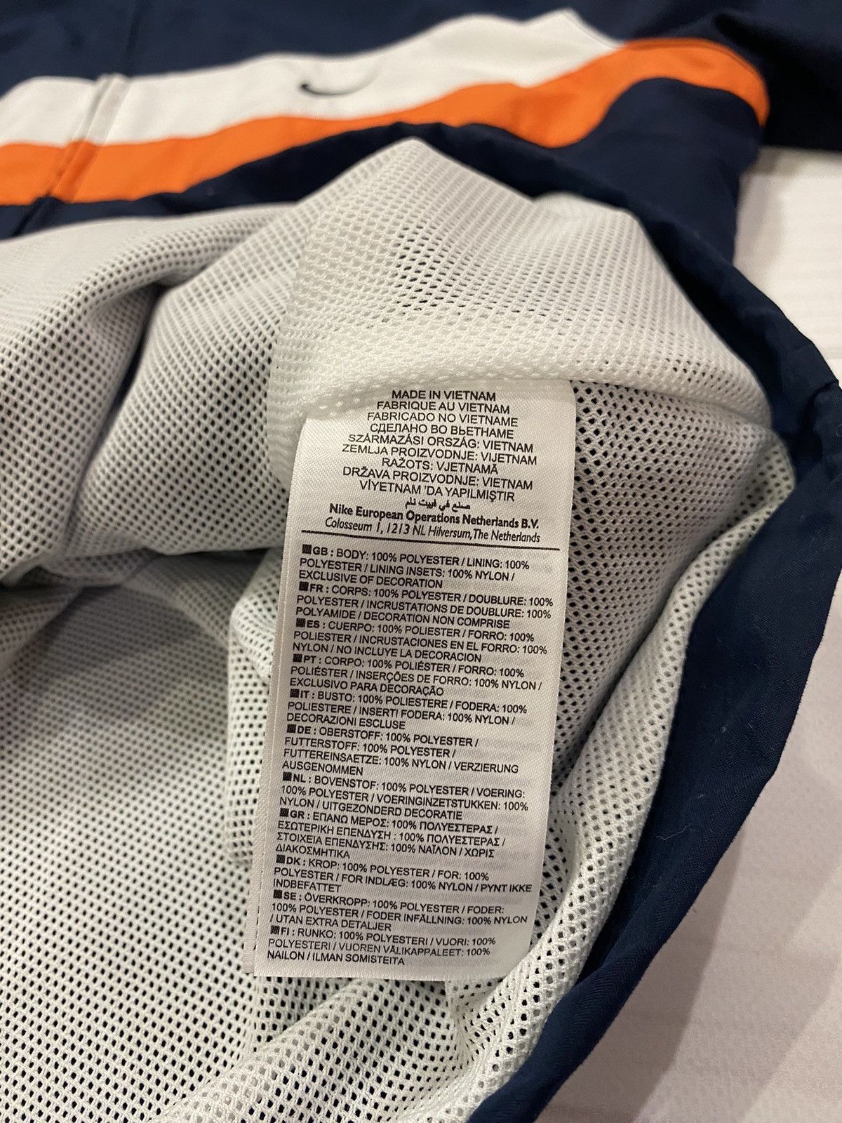 Nike Vintage Nike The athletic drill Light Jacket Size US L / EU 52-54 / 3 - 3 Thumbnail