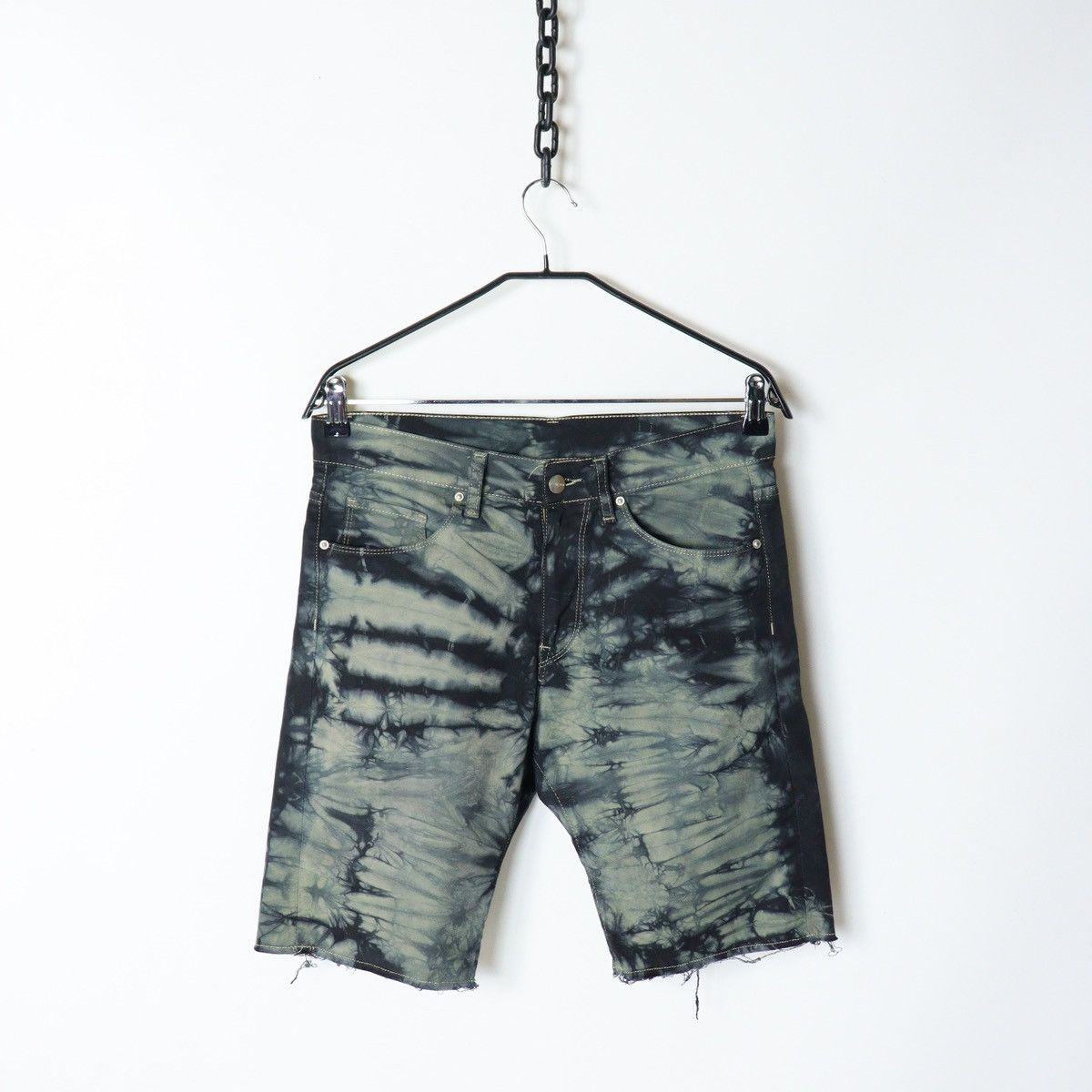 Carhartt swell shorts on sale