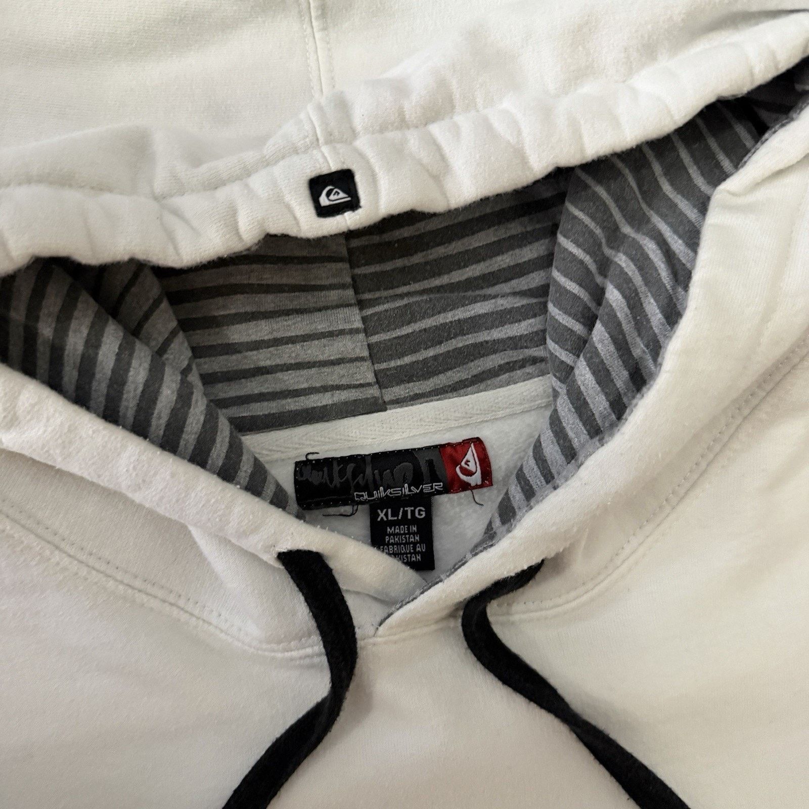 Quiksilver Vintage Quicksilver Hoodie 90’s Pullover Sweatshirt Size US XL / EU 56 / 4 - 6 Thumbnail