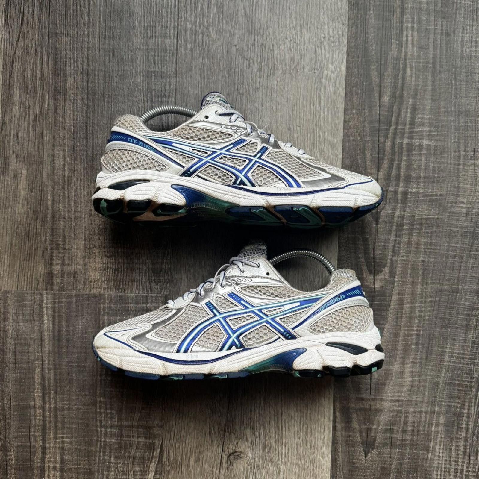 Asics ASICS • WMNS GT-2160 (7M) Size US 7 / EU 40 - 2 Thumbnail