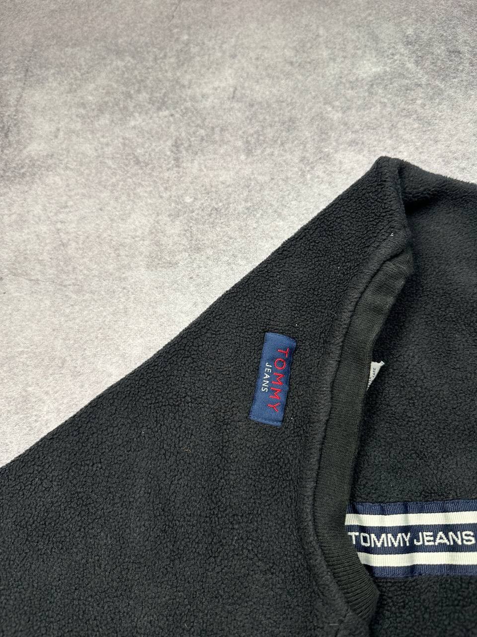 Tommy Hilfiger Vintage Black Tommy Jeans Fleece Sweatshirt, Size M Size US M / EU 48-50 / 2 - 4 Thumbnail