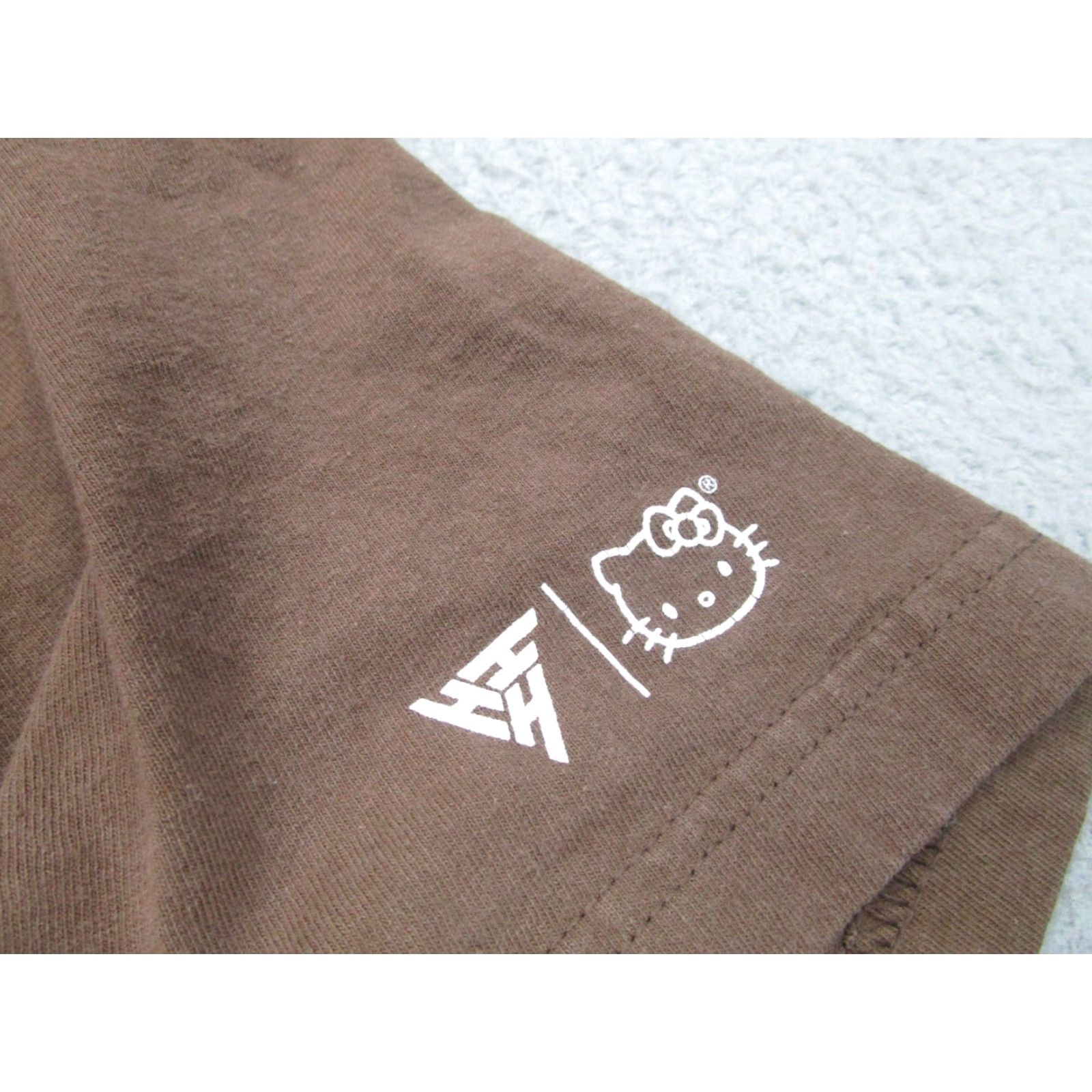 Hypland VINTAGE Hello Kitty Shirt Mens L Brown Hypland Sanrio Adult Large Size US L / EU 52-54 / 3 - 5 Thumbnail