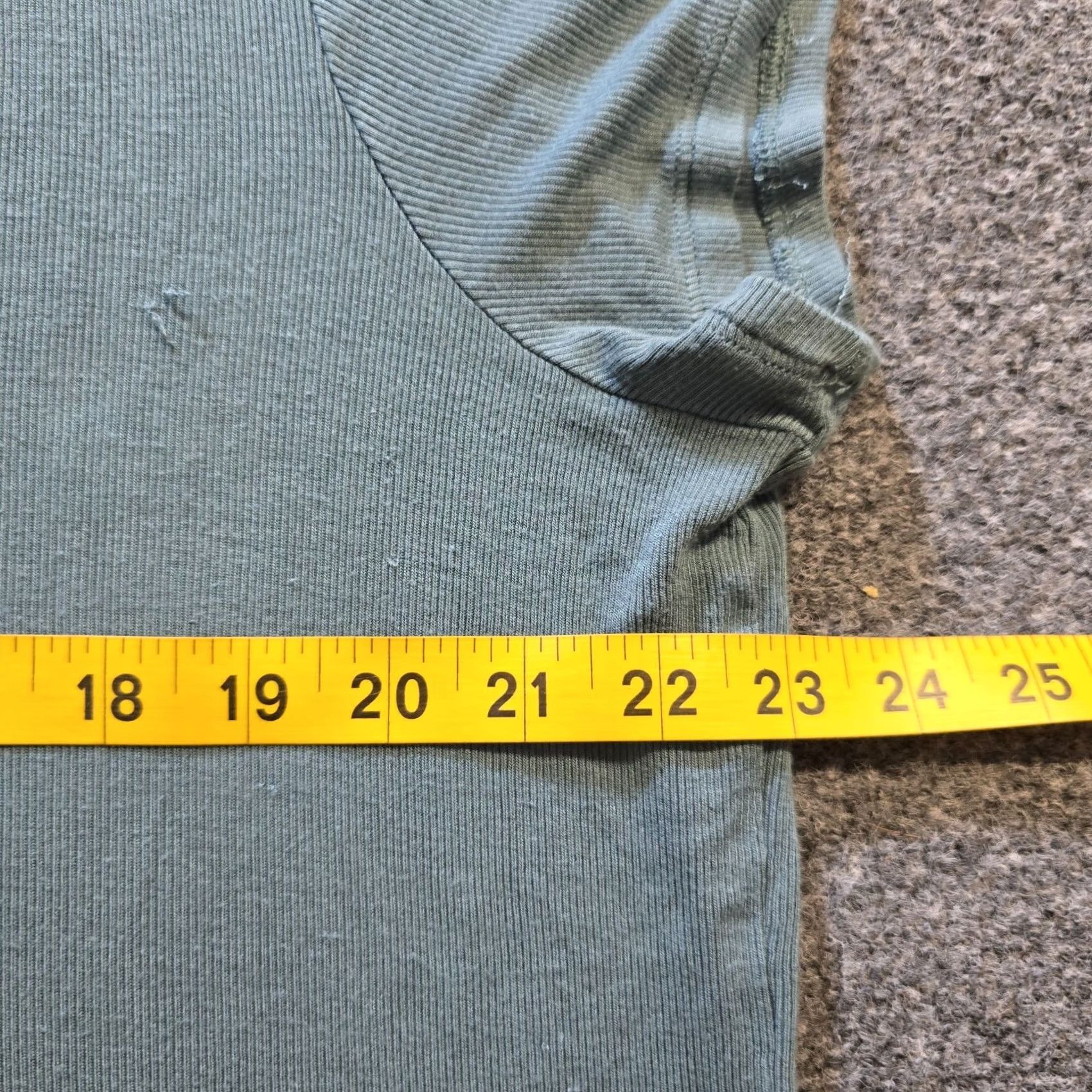 Athleta Athleta Top Women Size Medium Green Ribbed Boxy Short Sleeve Stretch Soft Casual Size M / US 6-8 / IT 42-44 - 6 Thumbnail