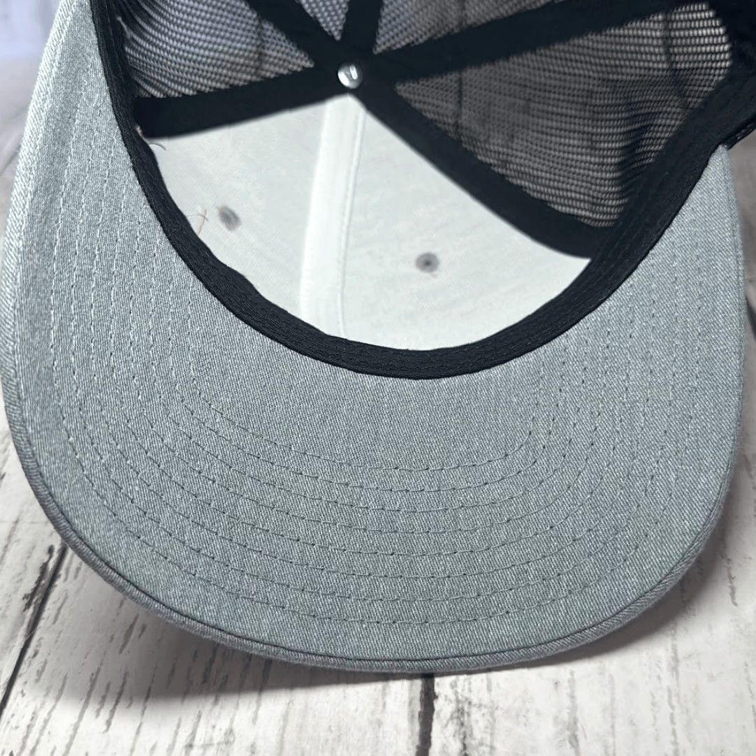 Vintage **RACING ADJUSTABLE ORIGINAL RICHARDSON 112 TRUCKER HAT GRAY BLACK** User: **ORIGINAL RICHARDSON 112 RACING ADJUSTABLE TRUCKER HAT GRAY BLACK** Size ONE SIZE - 7 Thumbnail