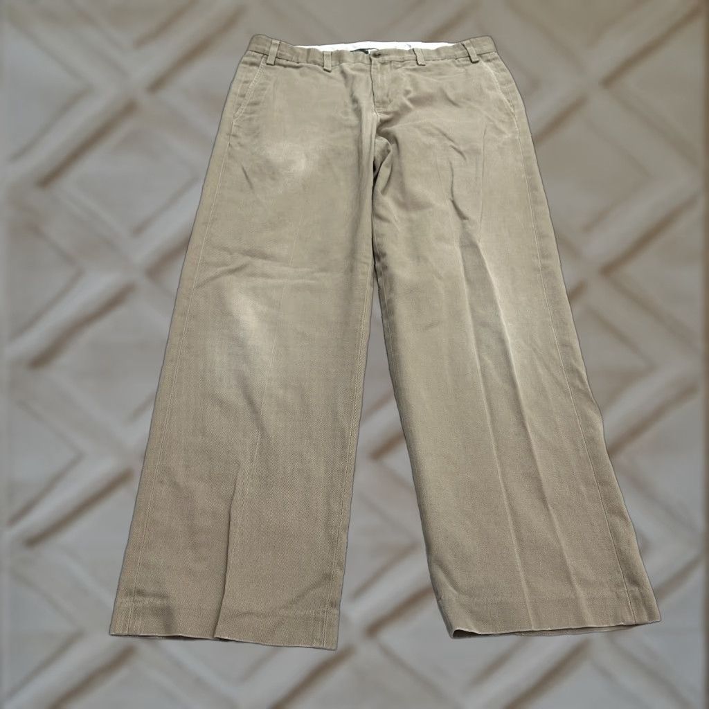 Eddie Bauer Eddie Bauer Pants Mens 36x32 Brown Khakis Wrinkle Resistant Flat Front Straight Leg Breathable Pockets Machine Washable Size US 36 / EU 52 - 1 Thumbnail