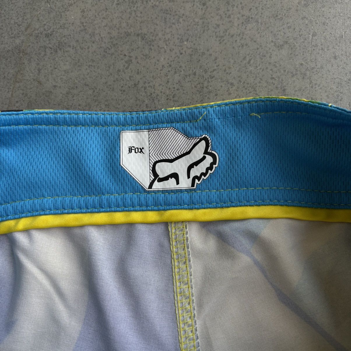 Fox Racing Y2K Rare Fox Racing Swimwear Board Shorts Motocross size 28 Size US 28 / EU 44 - 2 Thumbnail