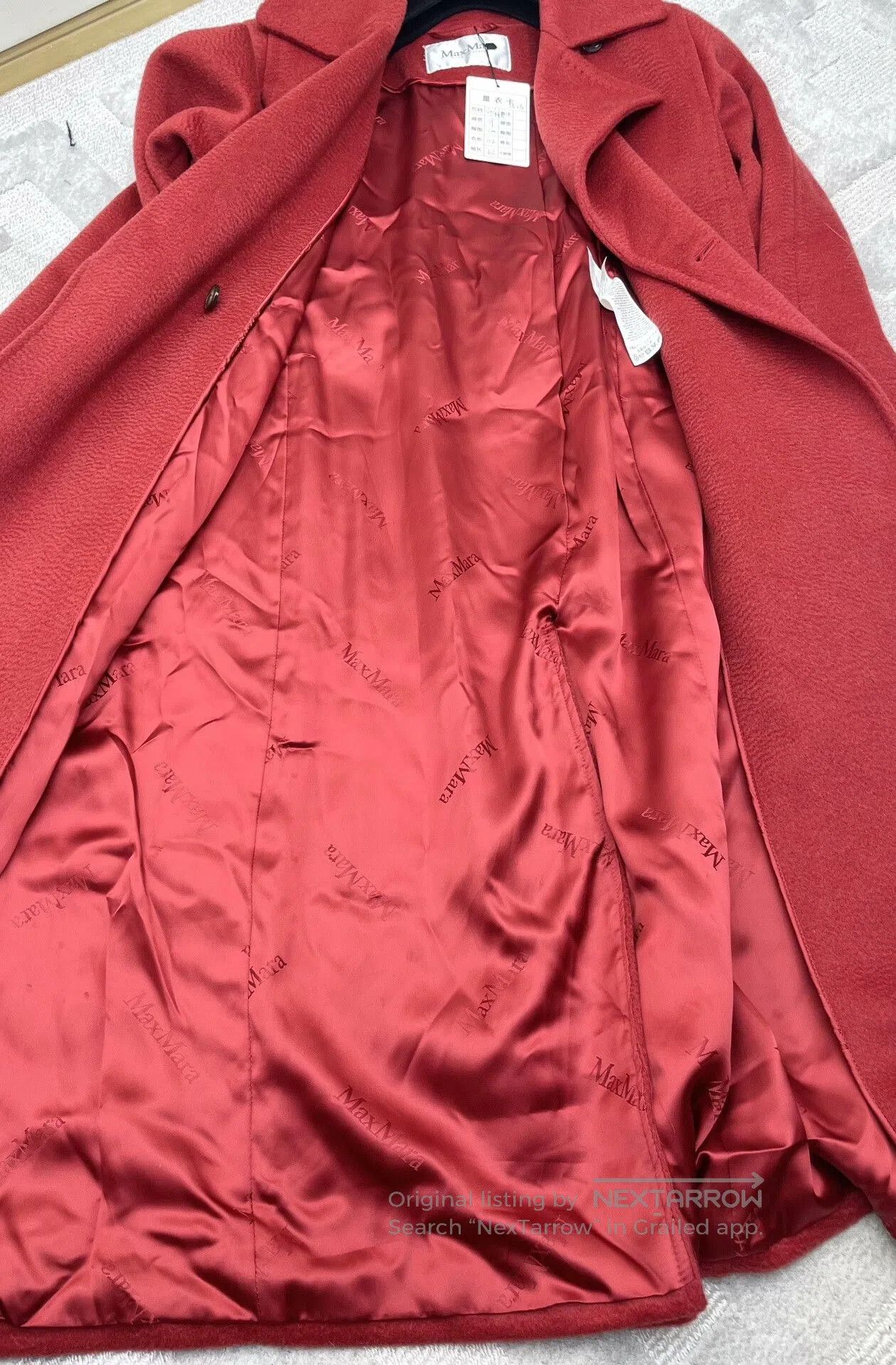Other elegan red belted coat from maxmara. Size US M / EU 48-50 / 2 - 5 Thumbnail