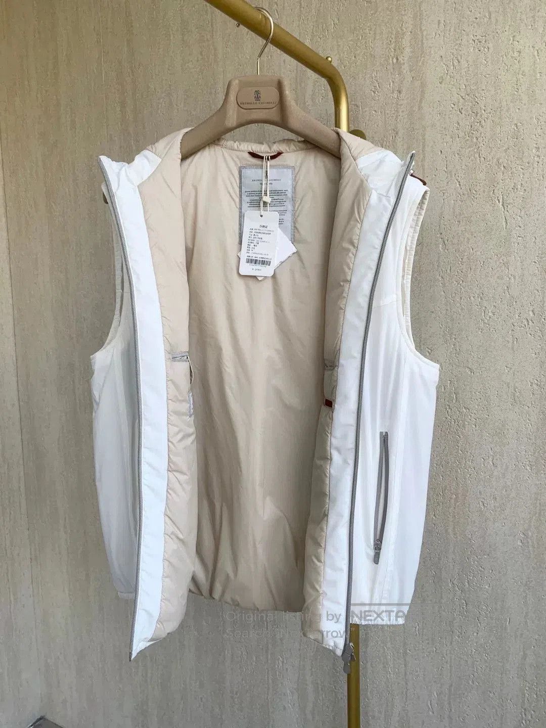 Brunello Cucinelli Brunello Cucinelli White Hooded Vest. Size US M / EU 48-50 / 2 - 3 Thumbnail