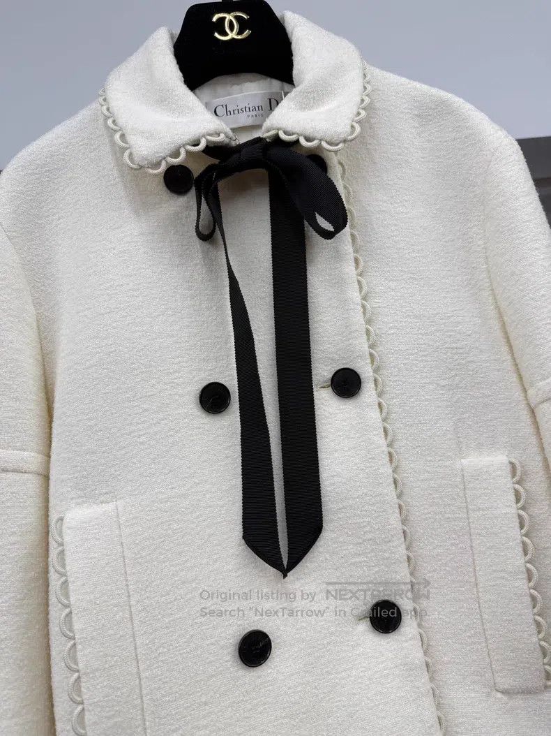 Dior Dior White bow double-breasted jacket Size S / US 4 / IT 40 - 2 Thumbnail