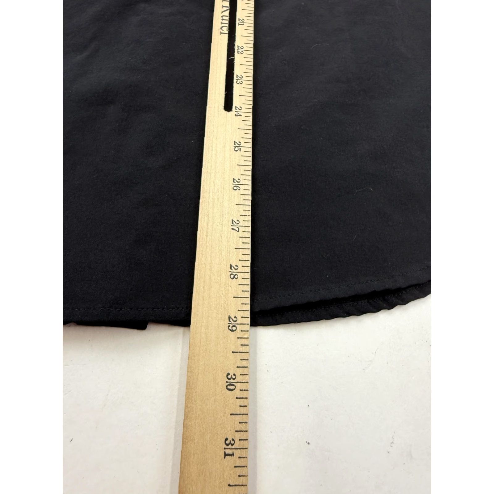 Vintage Scott James Shirt Mens Medium Black Solid Short Sleeve Button Front Pockets Size US M / EU 48-50 / 2 - 6 Thumbnail