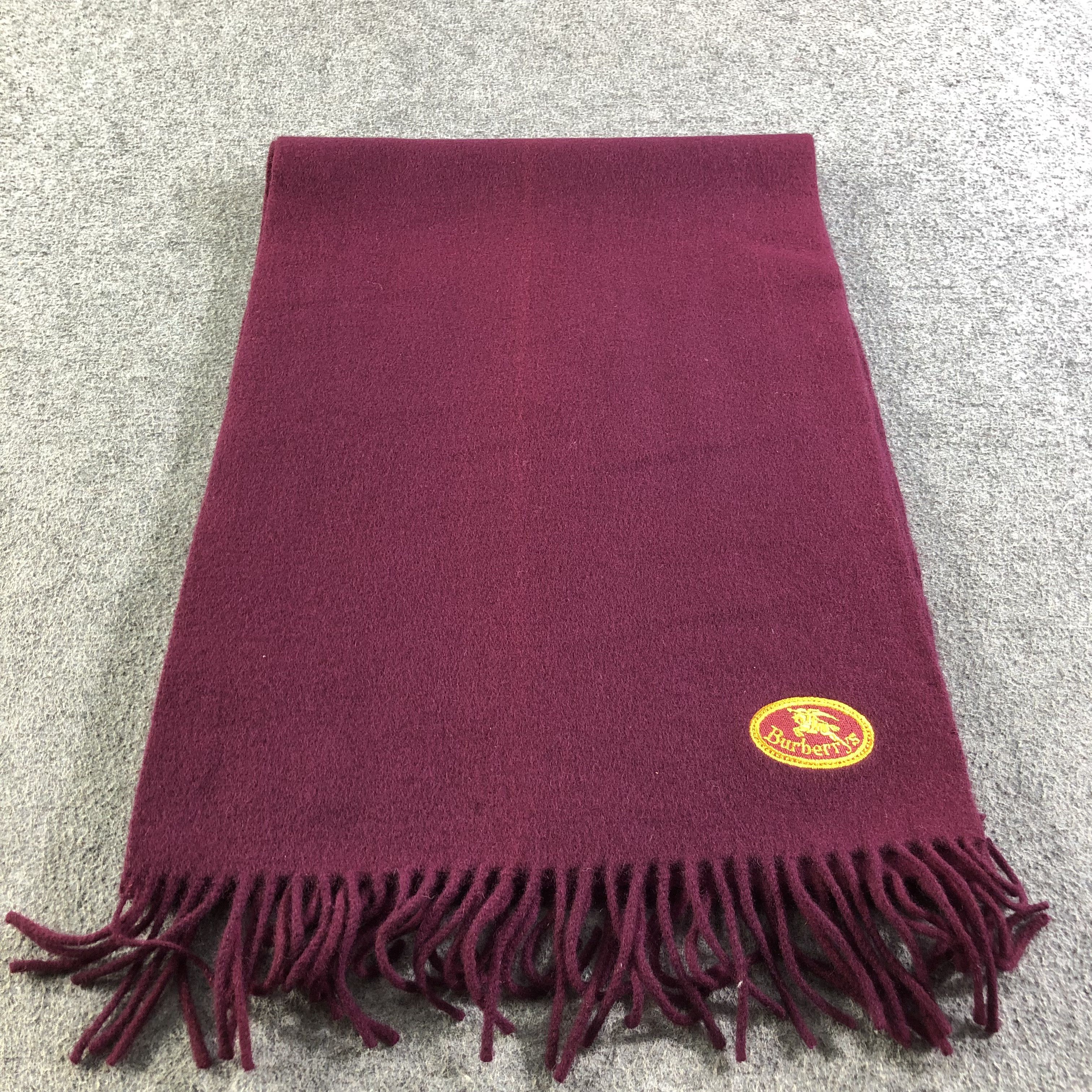 Burberry Burberrys Plain Wool Scarf Muffler V1773 Size ONE SIZE - 1 Thumbnail