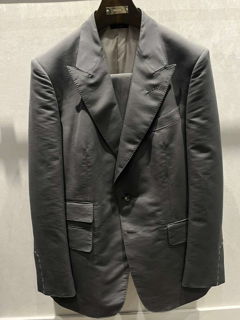 Tom Ford oc11z1225 Suit in Elephant Gray Size US L / EU 52-54 / 3 - 1 Thumbnail