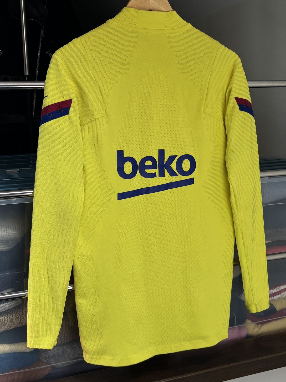 Nike Nike Barcelona 2019/2020 Training Vaporknit Soccer Jersey Size US S / EU 44-46 / 1 - 7 Thumbnail
