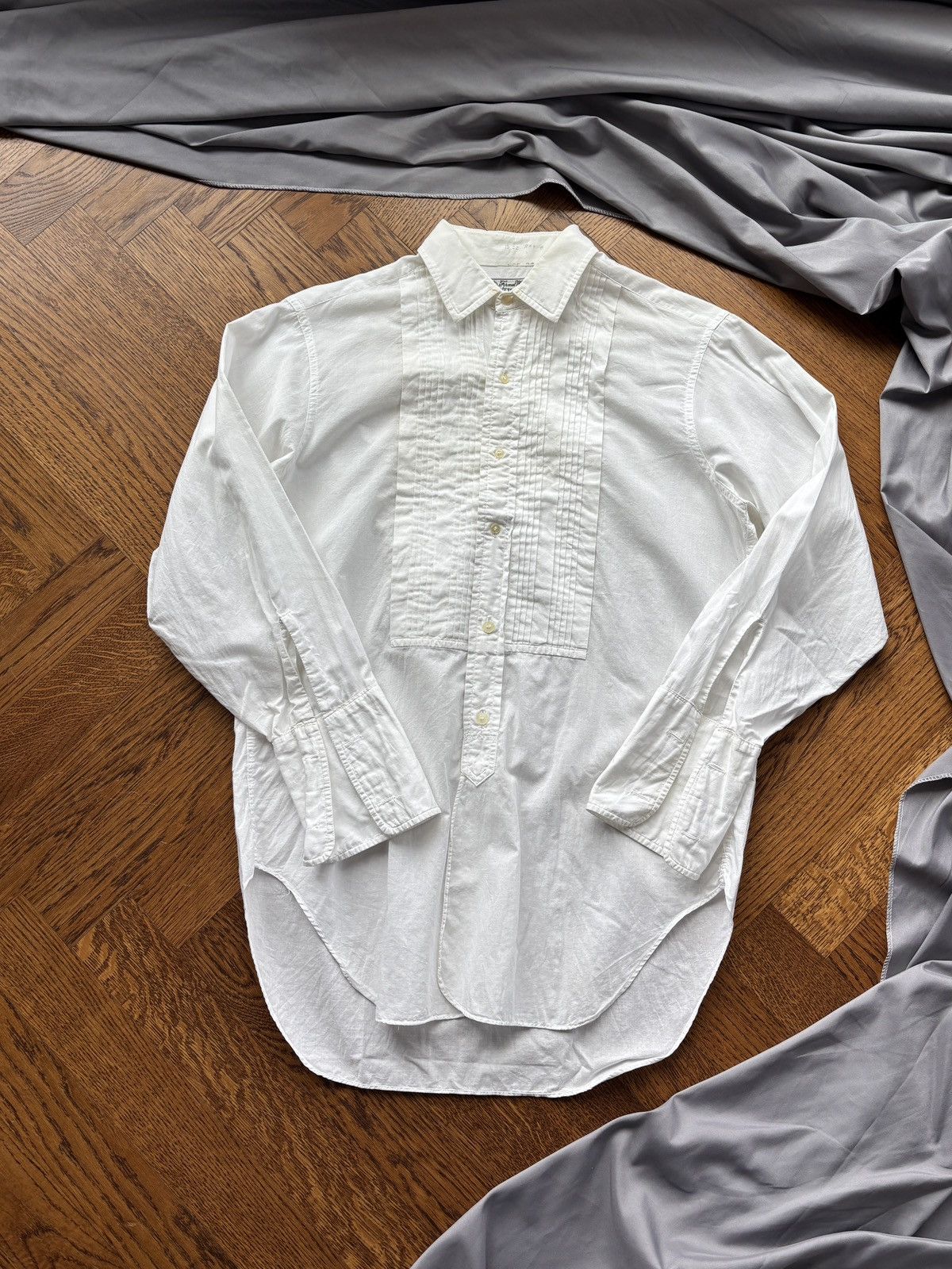 Arrow × Van Heusen × Vintage 1960s Dress Shirt Vintage Tooke Bros Canada Ruffle Formal US Size 38S - 13 Thumbnail