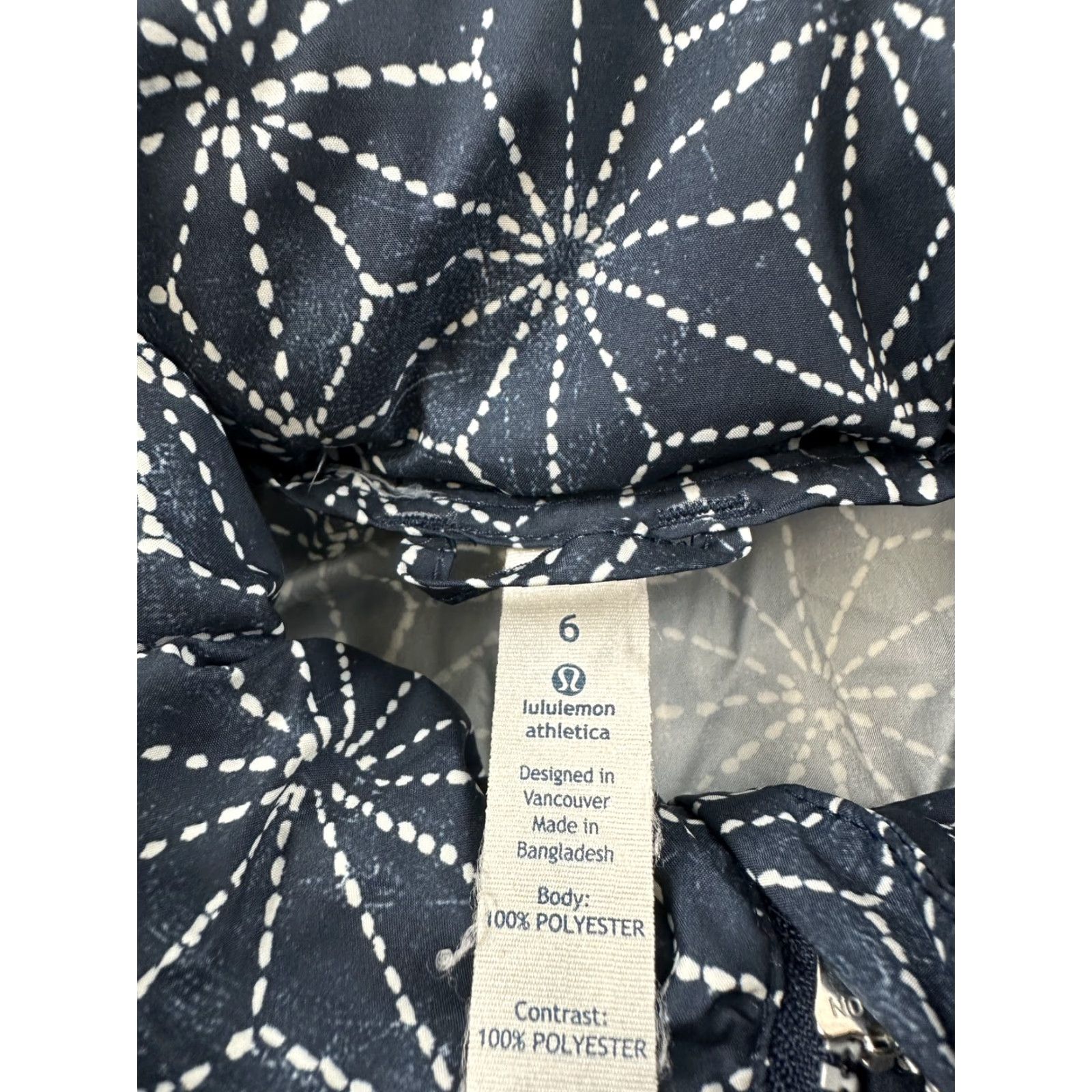 Lululemon Lululemon Jacket Womens 6 Blue Geometric Print Asymmetrical Zip Hoodie Pullover Size M / US 6-8 / IT 42-44 - 7 Thumbnail