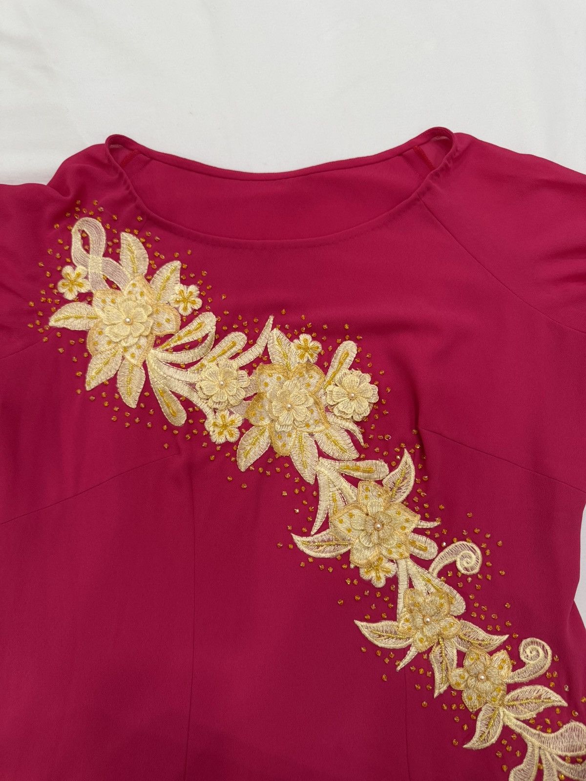 Other Red and gold embroidered half sleeve Ao Dai | Vietnamese Size 3XL / US 20-22 - 2 Thumbnail