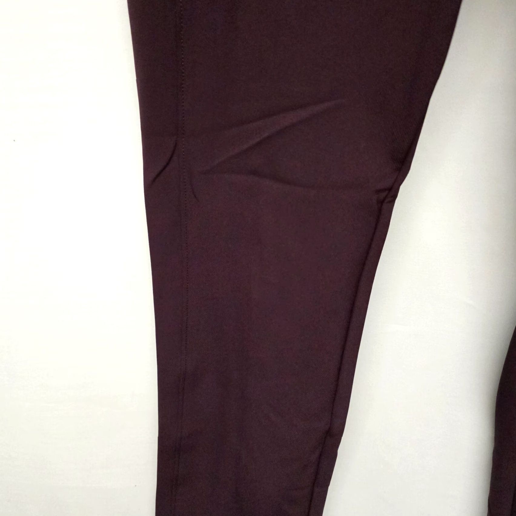 Veronica Beard VERONICA BEARD Pants Cropped Slim Zip Back Bordeaux 2 Womens Solid Knit Office Workwear 2010s Size 26" / US 2 / IT 38 - 3 Thumbnail