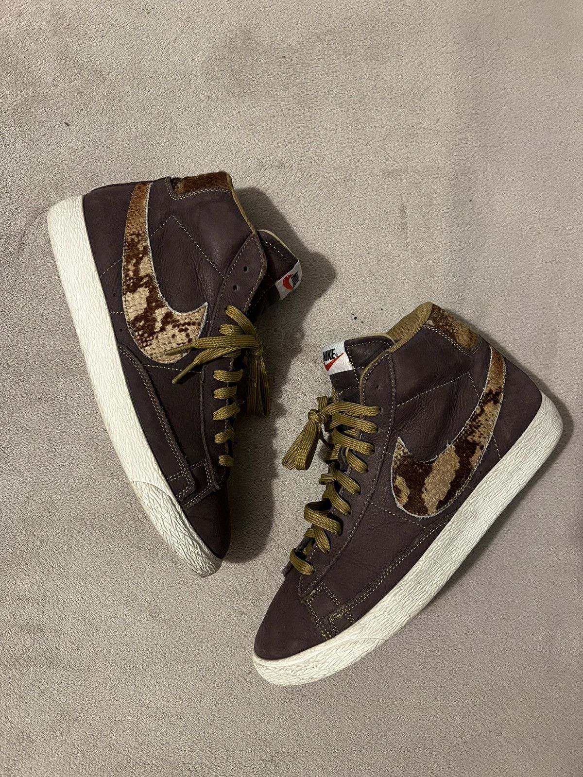 Nike SB Blazer Safari Pack Mahogany Sail sneakers