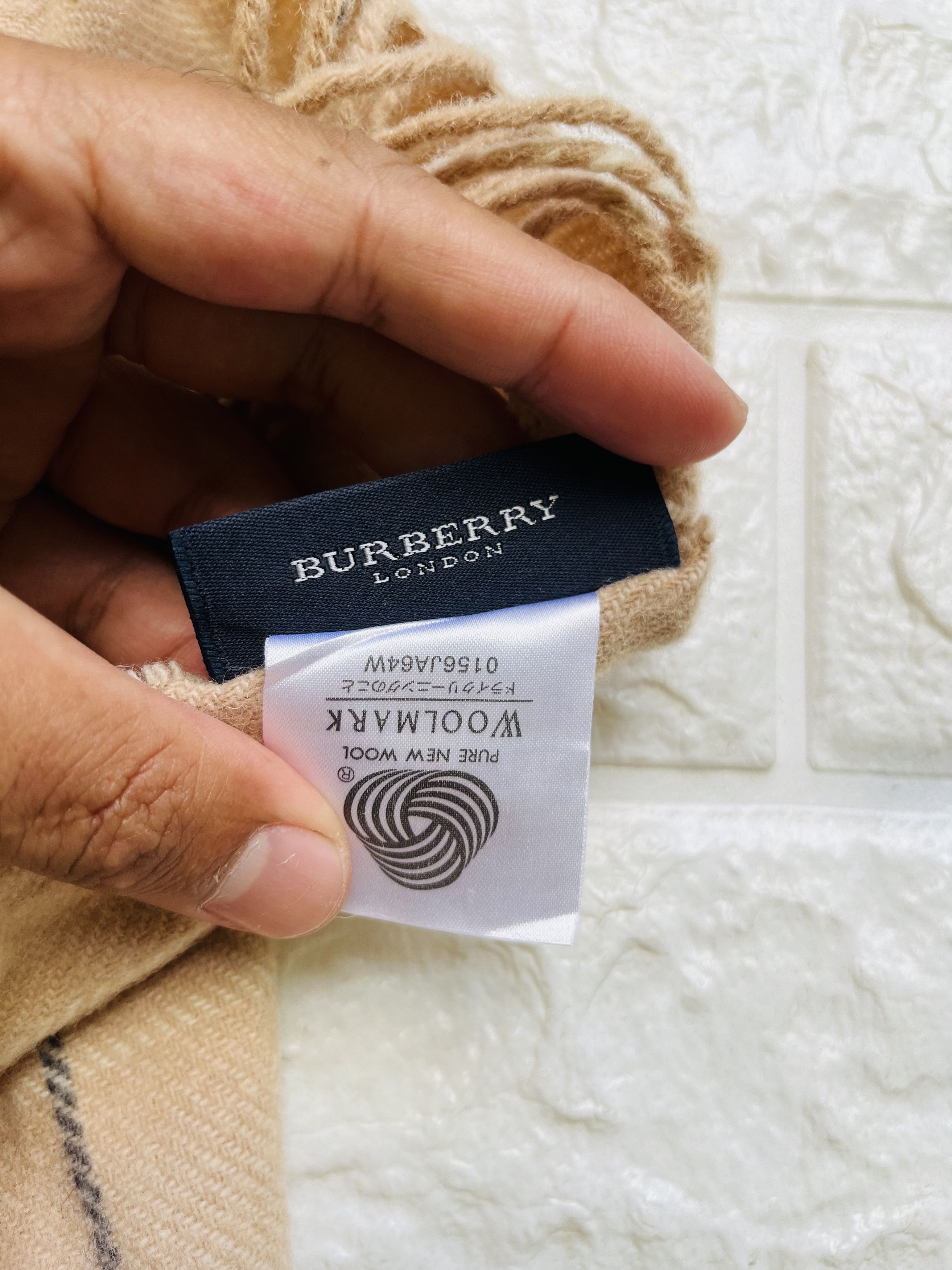 Burberry × Japanese Brand × Vintage Vintage Burberry Wool Designer Fashion Style Size ONE SIZE - 5 Thumbnail
